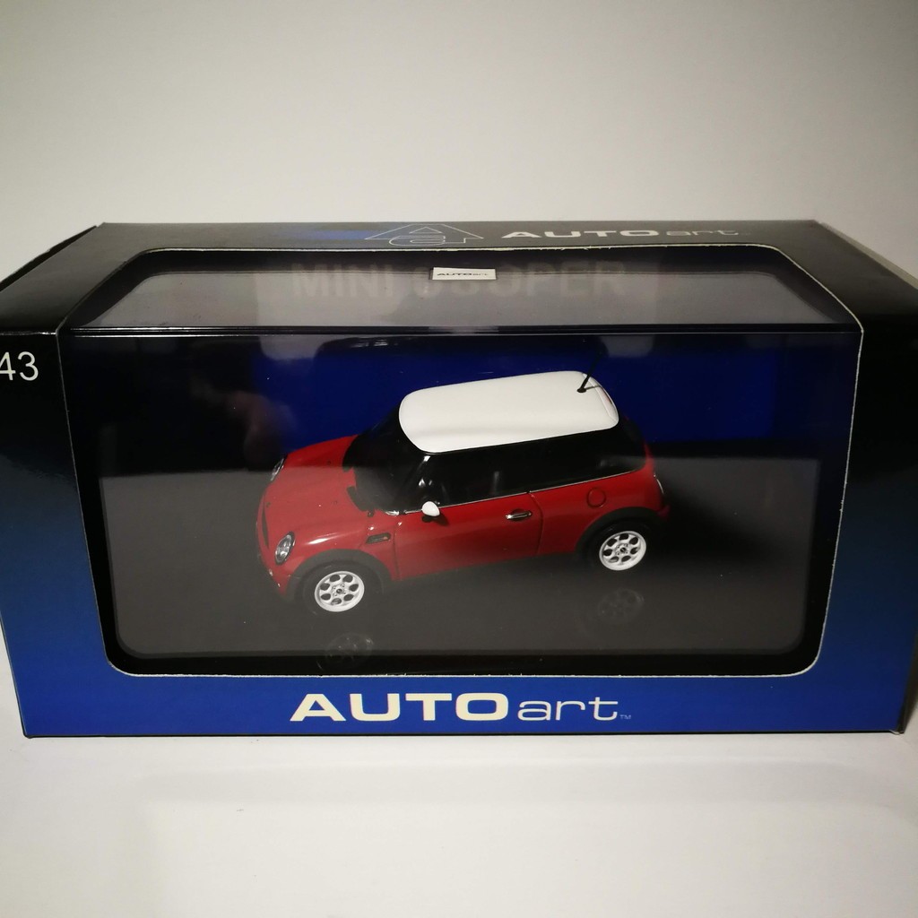 Autoart 1/43 BMW Mini Cooper Red