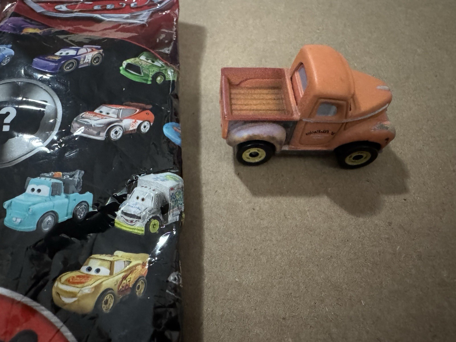 2018 Disney Pixar Cars Mini Racers SMOKEY Truck Blind Bag New #12