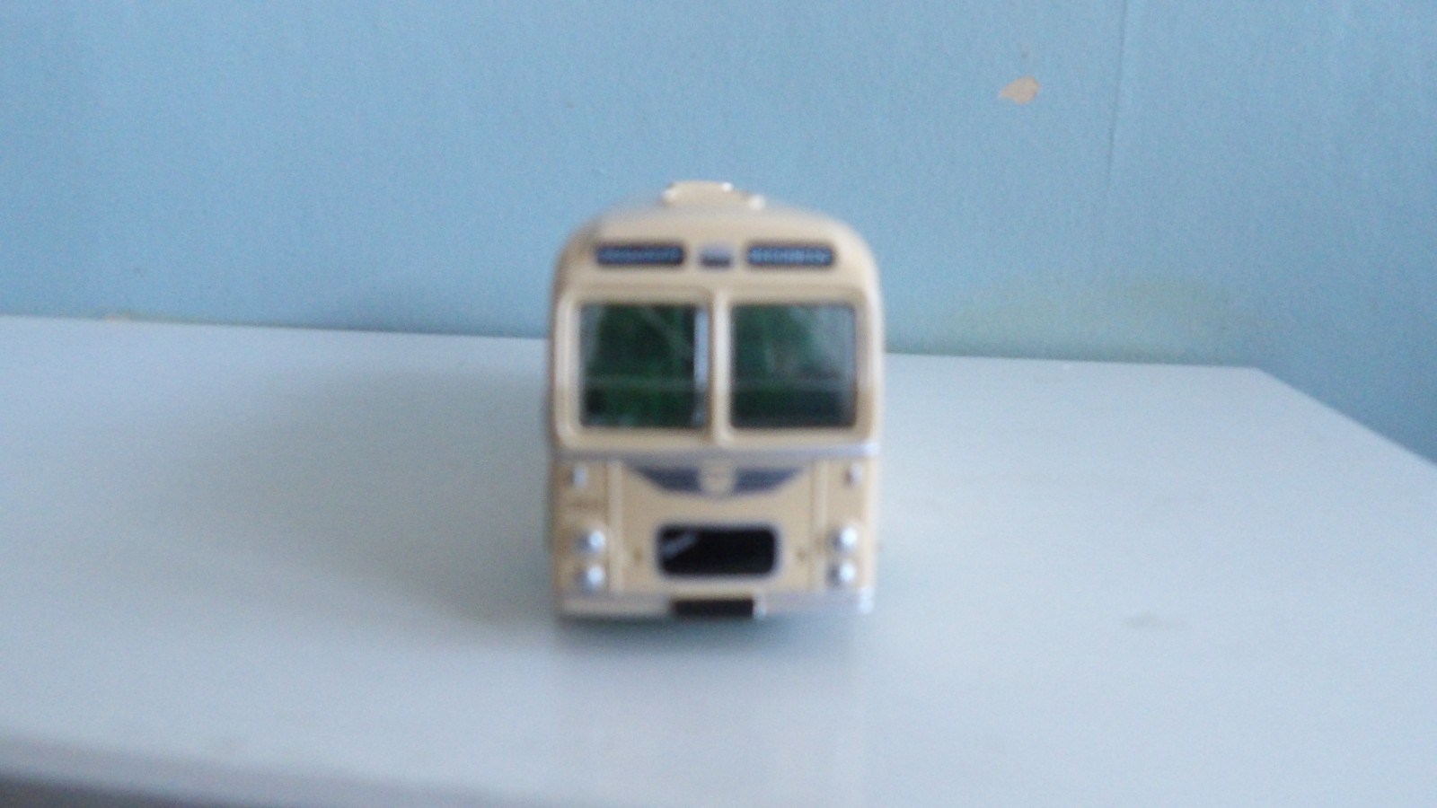 GILBOW E.F.E 16206 LINCOLNSHIRE ROAD CAR CO BRISTOL MW ECW COACH BOXED.