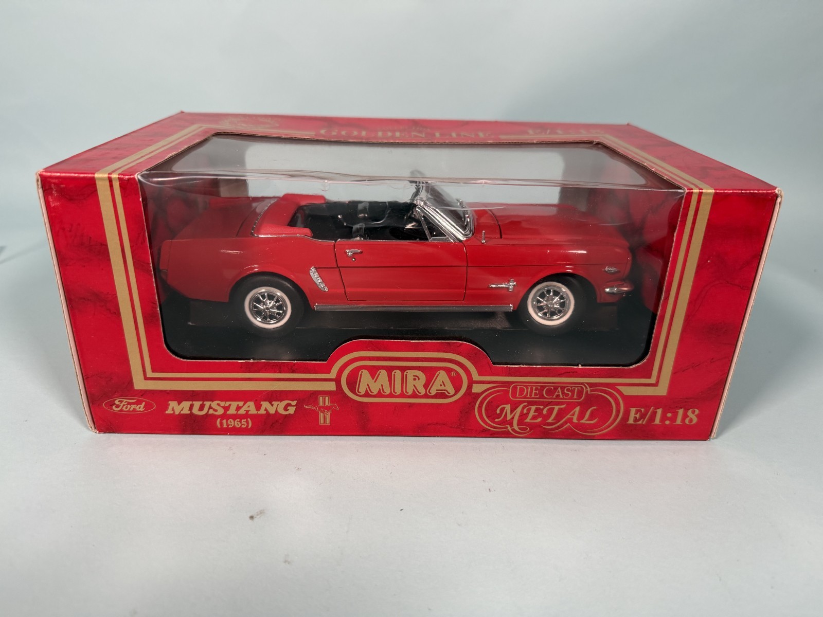 MIRA 1965 Ford Red Mustang Convertible 1:18 Golden Line Collection Die-cast