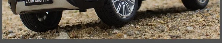 TOYOTA LAND CRUISER GT Model car Black 1:24 SUV