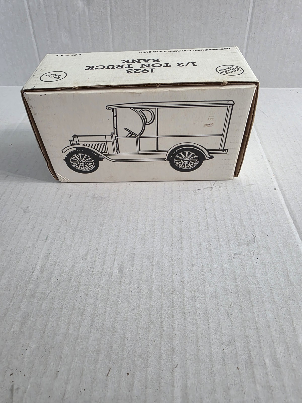 ERTL 1923 Chevrolet 1/2 Ton Chevrolet Die Cast Truck Bank HWI NIB