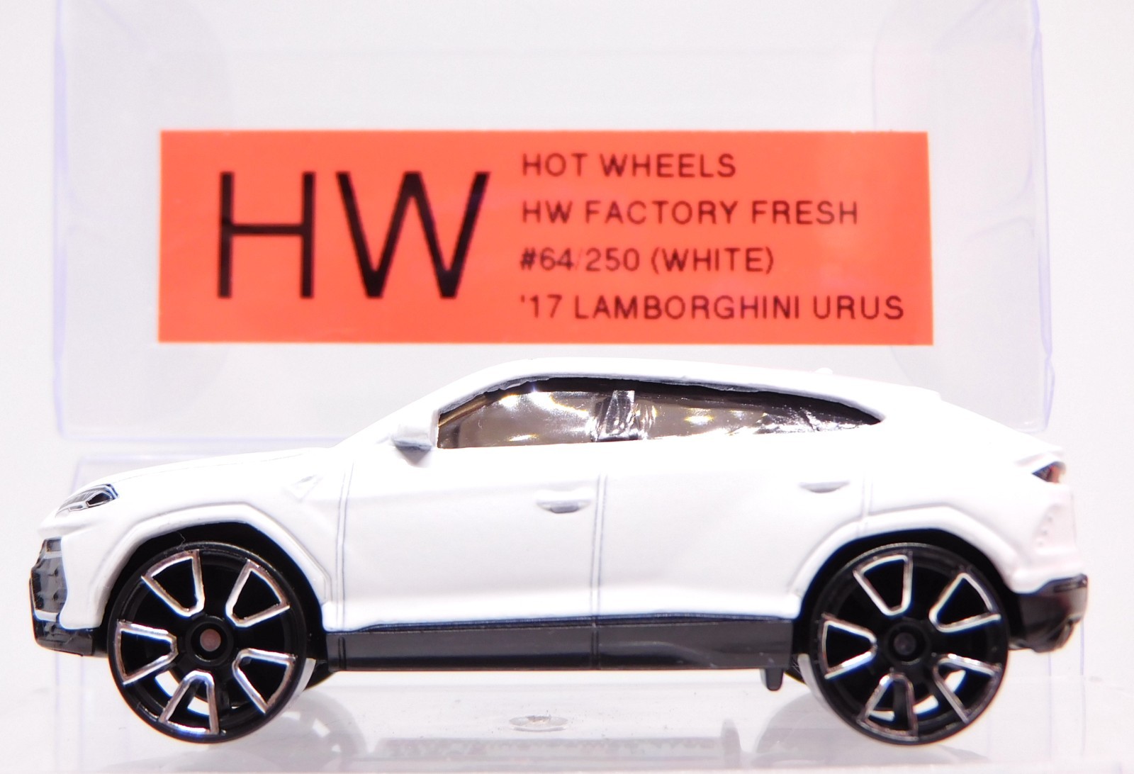 Hot Wheels “Lamborghini” (3) Urus/Sesto Elemento/Huracan/Superleggera-Loose.
