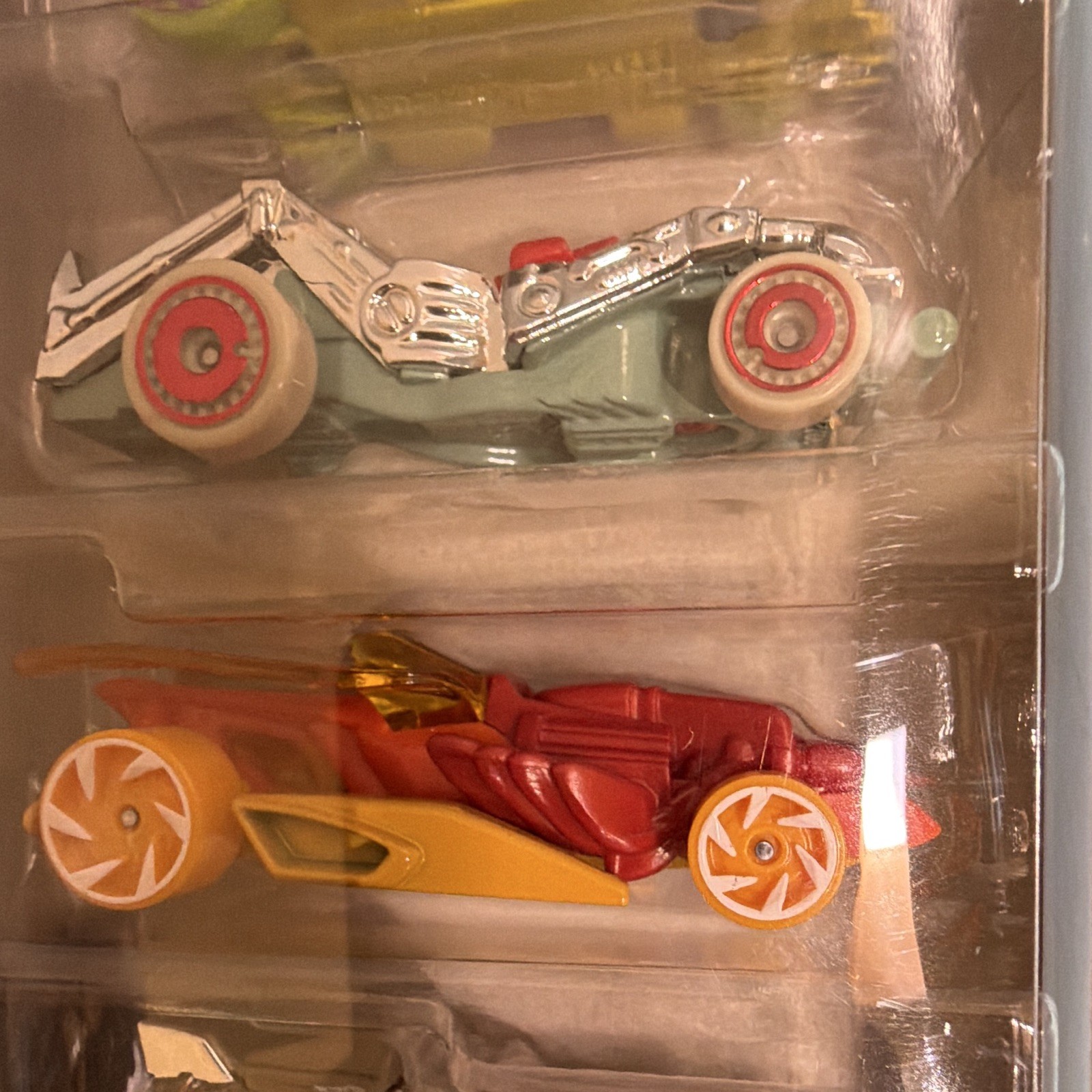 Hot Wheels Street Beasts 5-Pack 1:64 Diecast Cars Multicolor Unopened Box