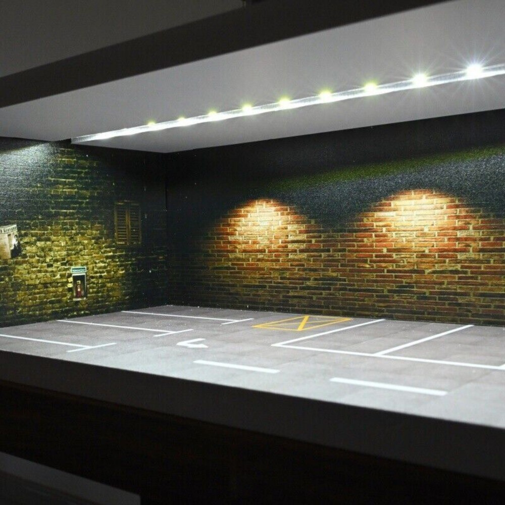 Diorama 1/64 Die-Cast Car Garage Model LED Street Parking Lots Display Scene US