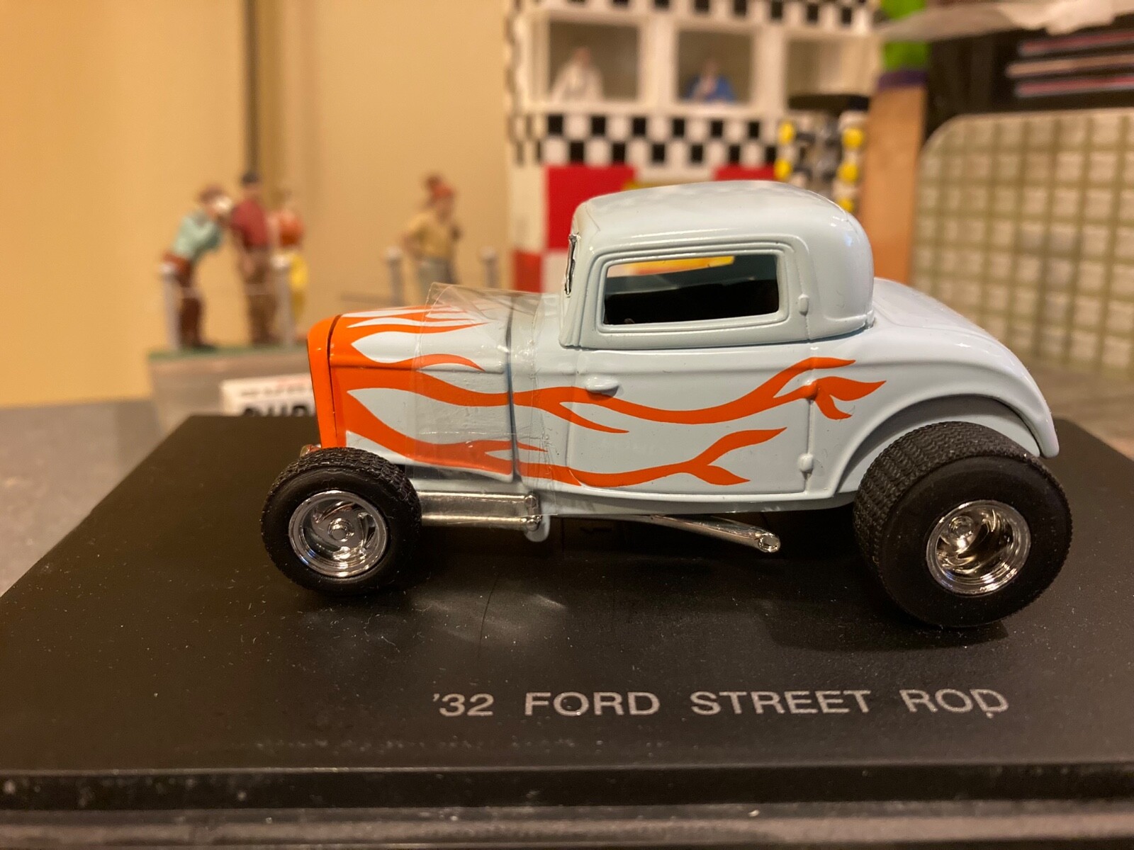 1932 Ford Hot Rod Street Rod, 1:43 scale, New in Box
