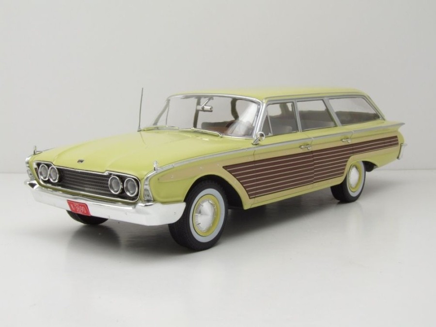 1960 Ford LTD Country Squire Station Wagon Light Yellow Wood in 1:18 scale