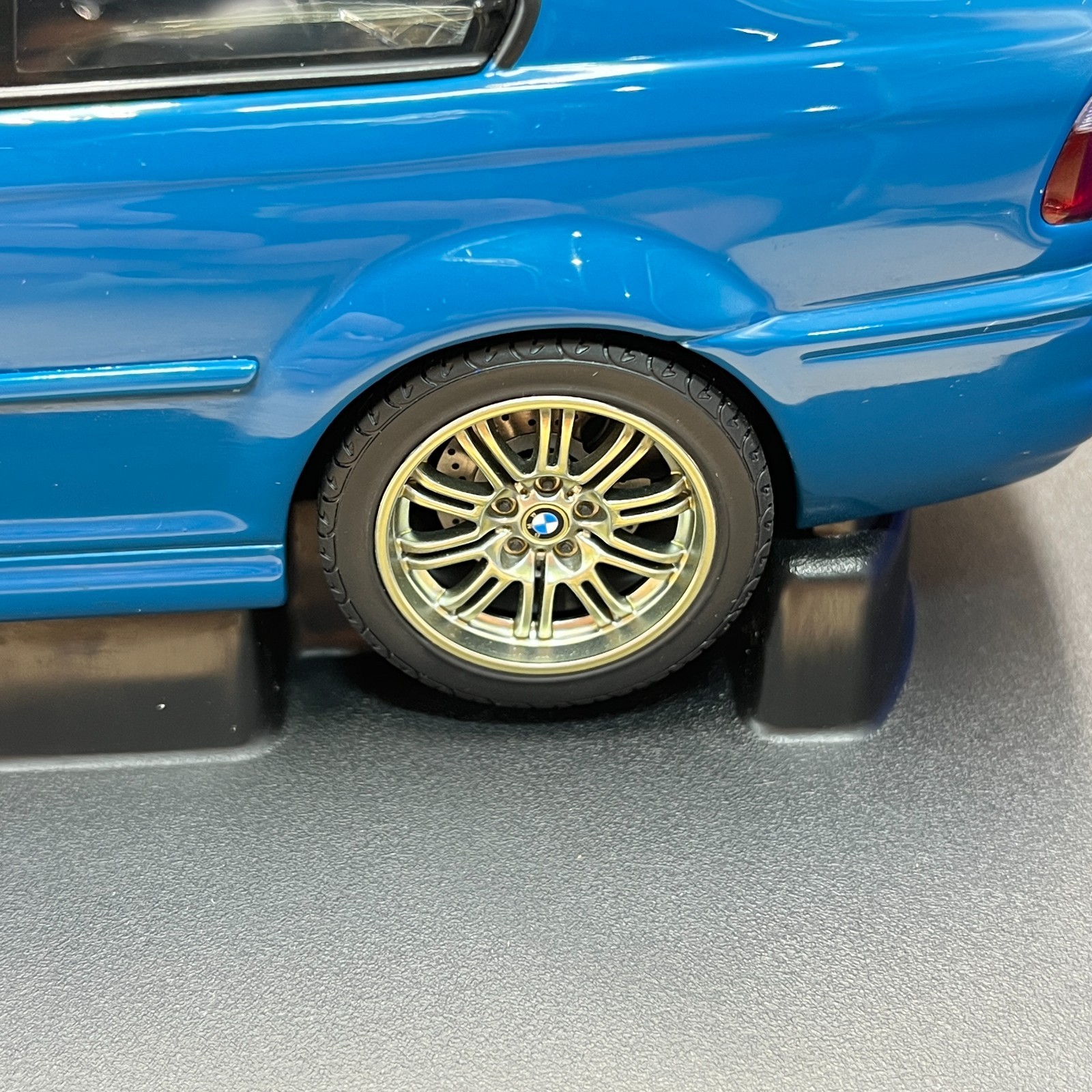 AUTOart 1/18 BMW M3 Coupe 2001 Laguna Seca Blue 70544 old diecast model