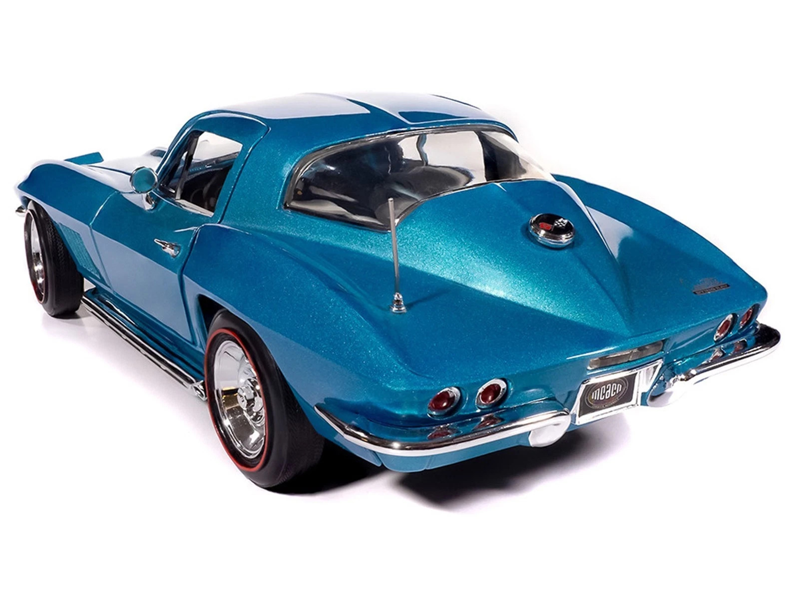 1967 CHEVROLET CORVETTE STINGRAY LIGHT BLUE 1/18 DIECAST BY AUTO WORLD AMM1376