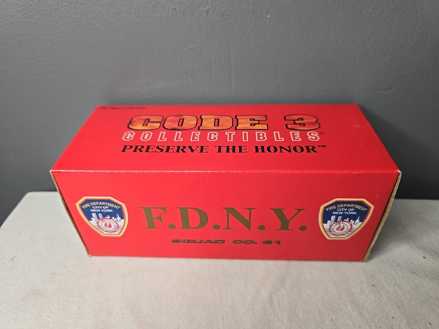 Code 3 FDNY Squad Co. 41 1998 Seagrave Engine 1/64 Diecast Fire Truck New SEALED