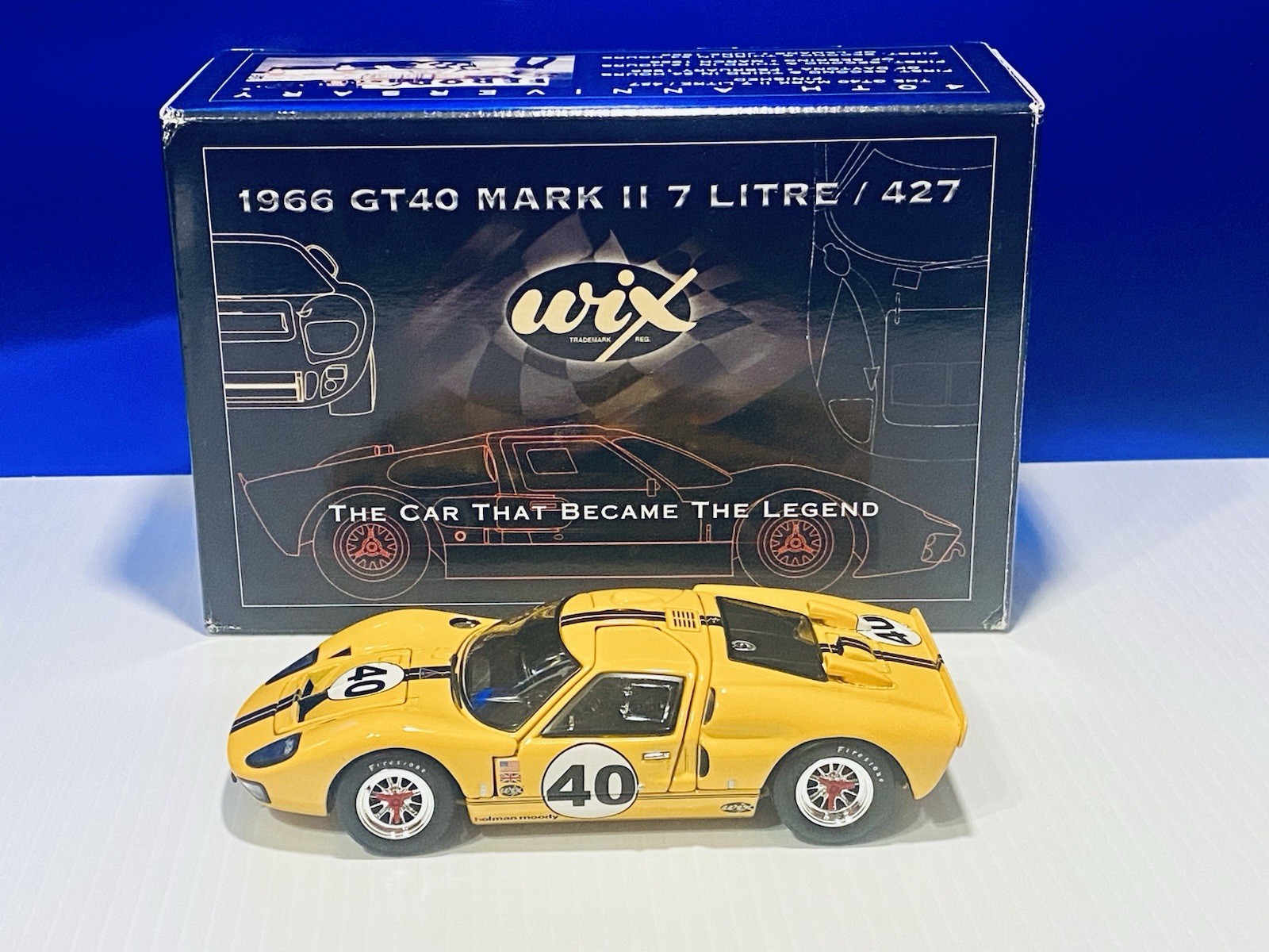 Wix 1966 Ford GT40 + Box & COA +5 Am. Diorama Race Day Figures + Custom Display