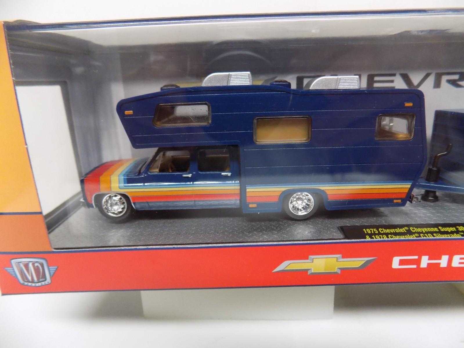 M2 Boxed – ’75 CHEVY CHEYENNE SUPER 10 CAMPER & ’78 CHEVY C10 SILVERADO BOX SET