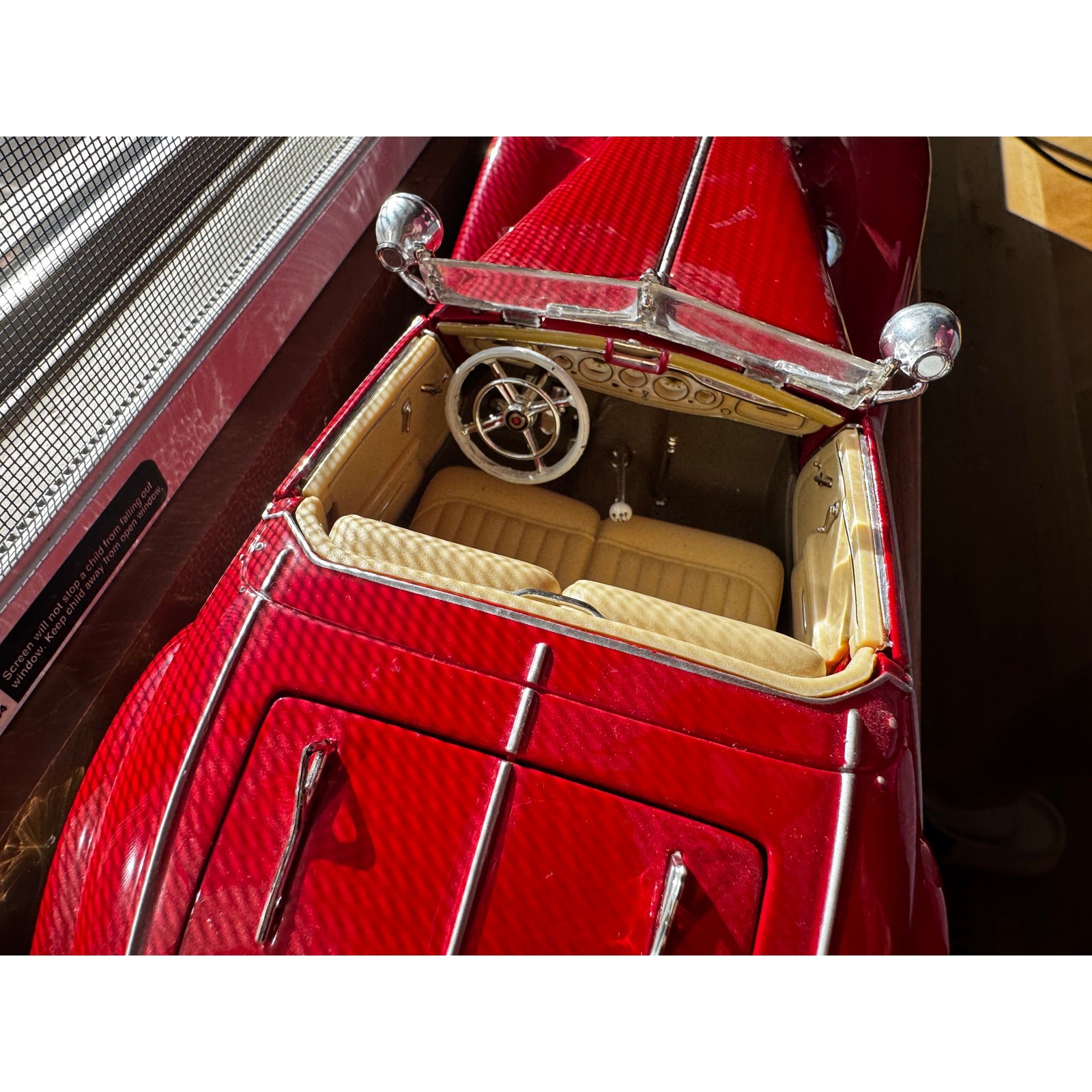 Maisto Mercedes-Benz 500K Specialroadster 1936 1:18 Diecast Red Convertible