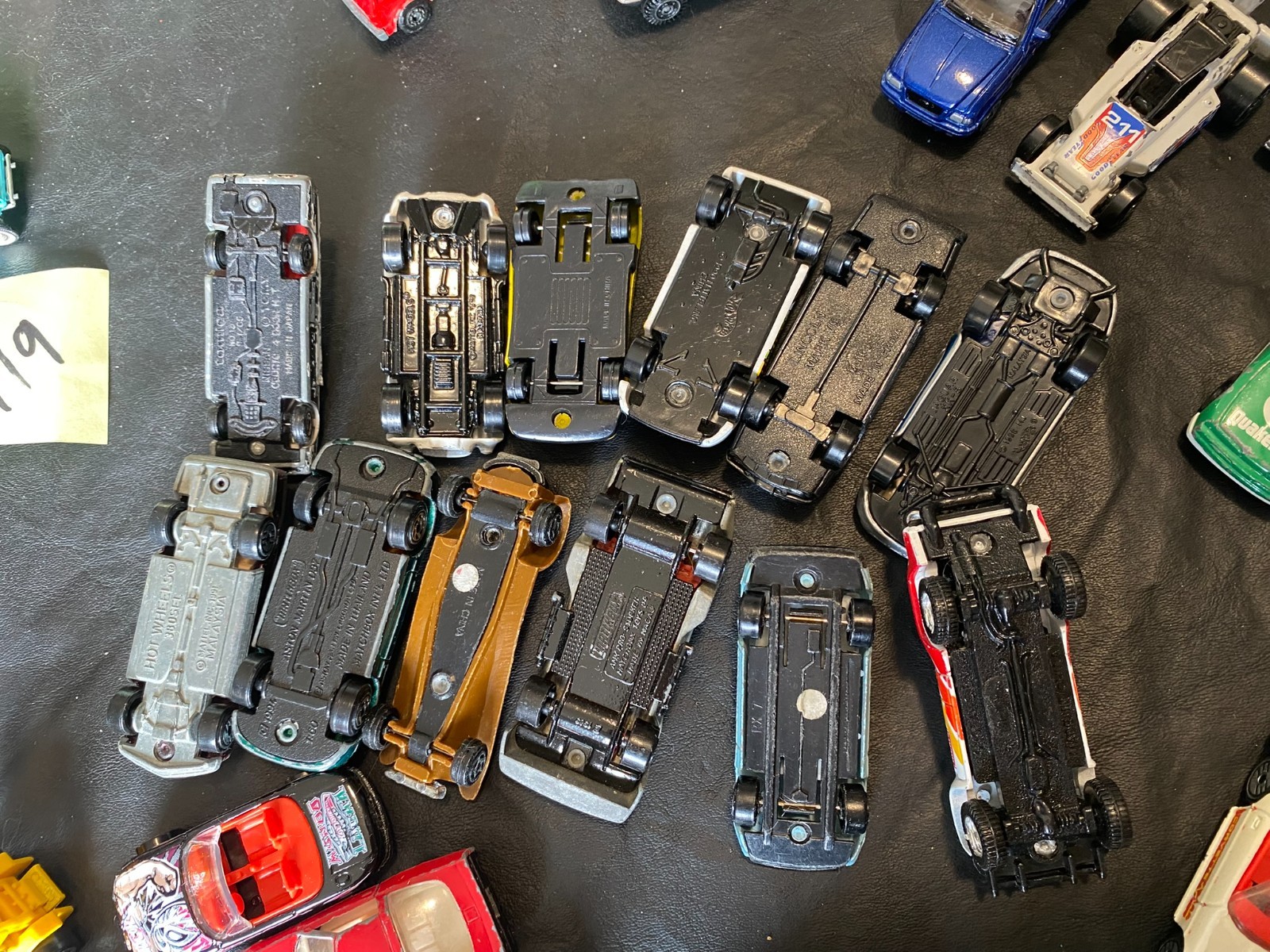 1:64 diecast car lot 119 cars truck mixed brands matchbox hot wheels etc.