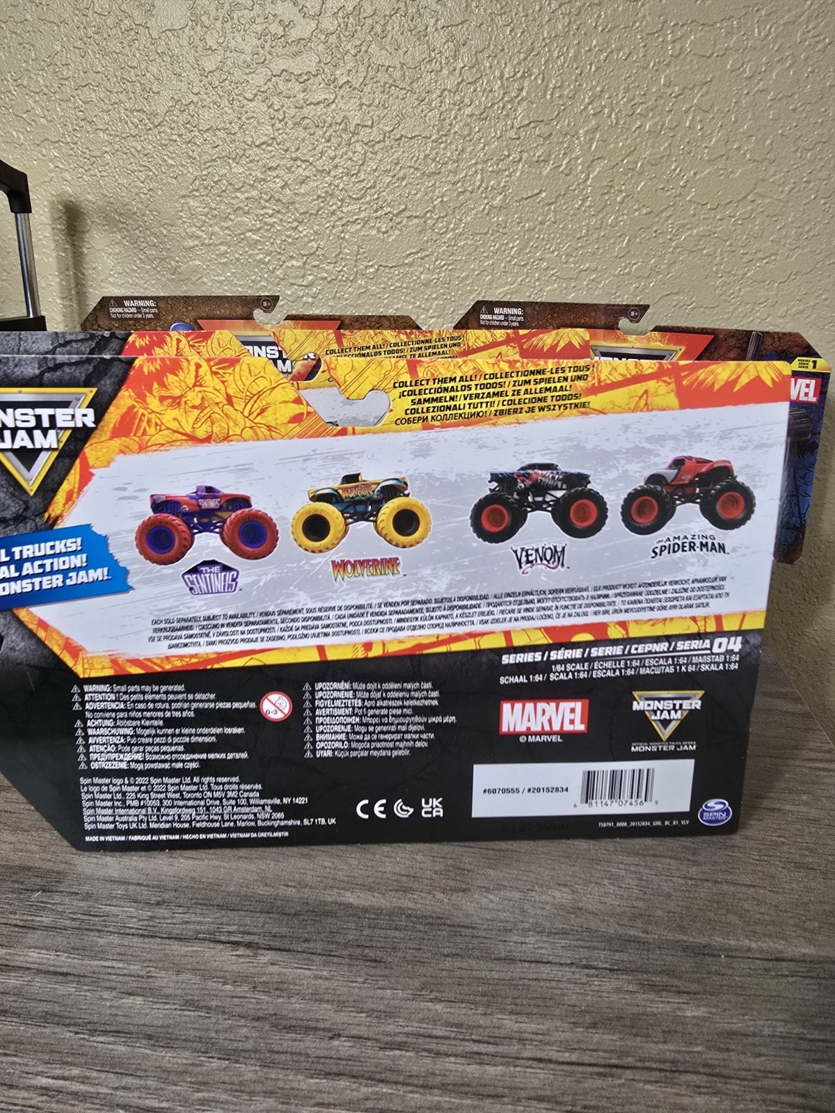 Monster Jam x Marvel 2 Pack Lot of 4(8 Trucks).