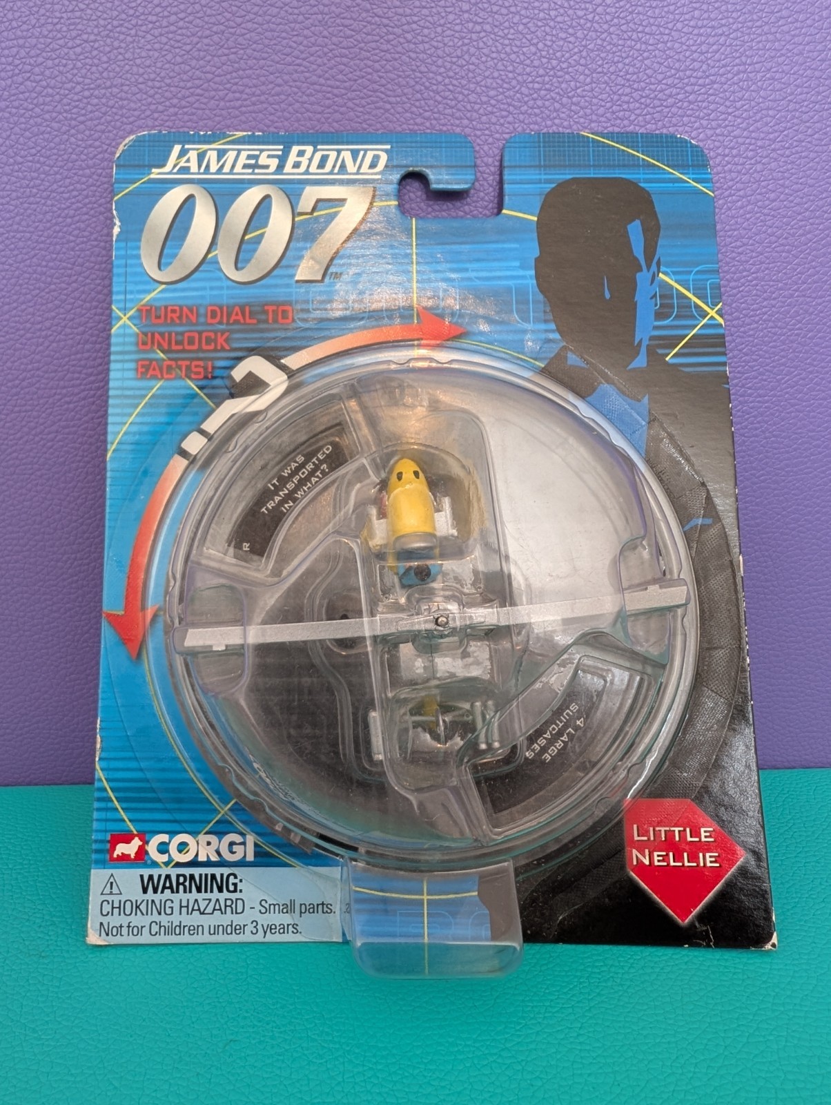 Corgi James Bond 007 Little Nellie Gyrocopter on Sealed Card – 2006
