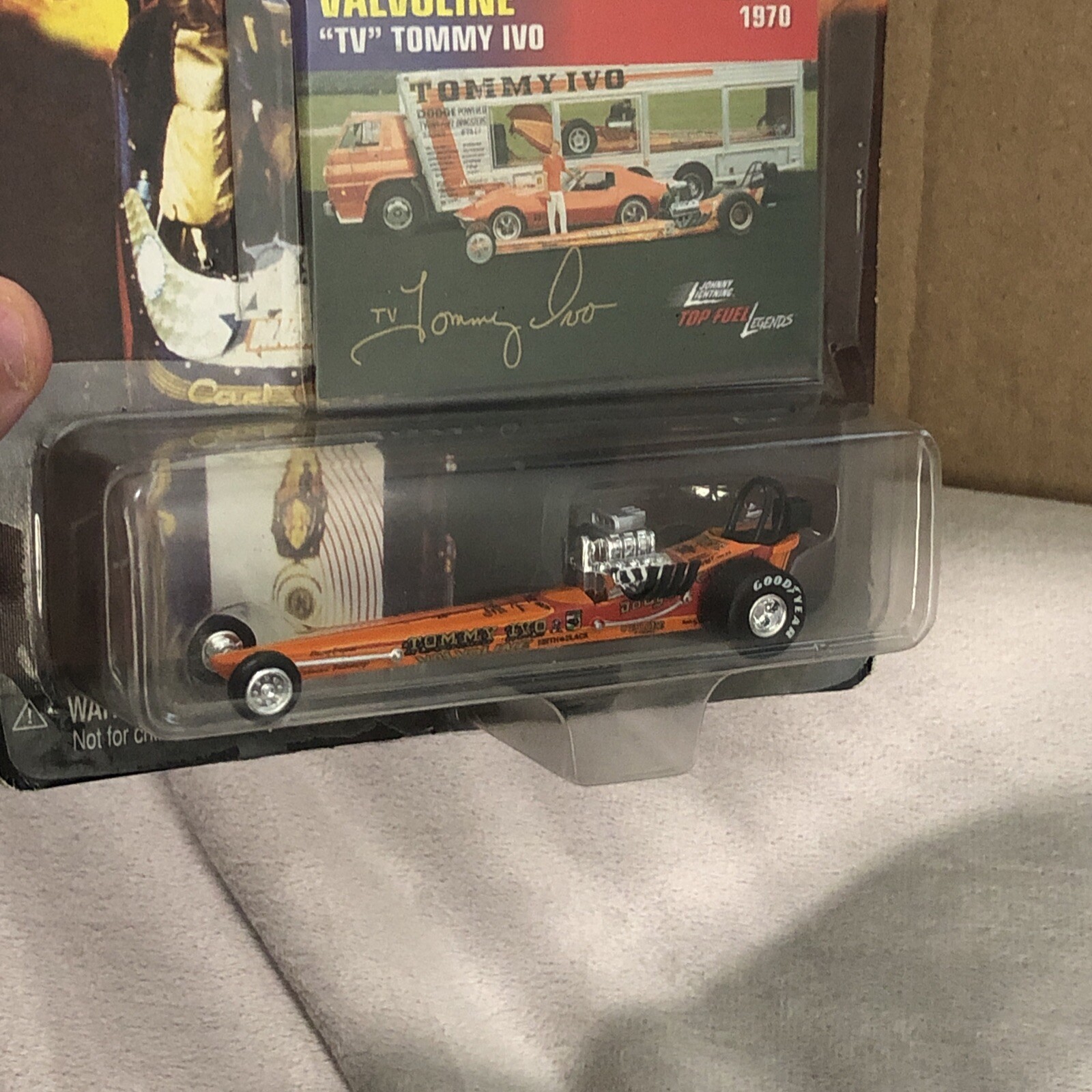 1998 JOHNNY LIGHTNING TOP FUEL LEGENDS VALVOLINE “TV” TOMMY IVO 472-01 NOS 🔥