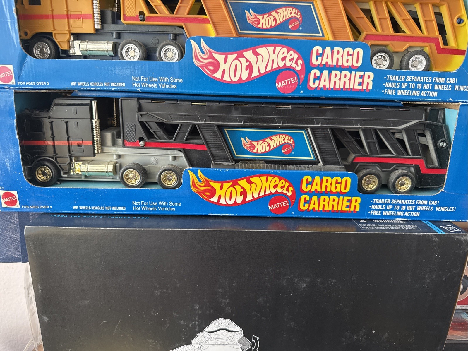 1993 Hot Wheels Cargo Carrier Lot Of 3 Transport Truck and Carry Case