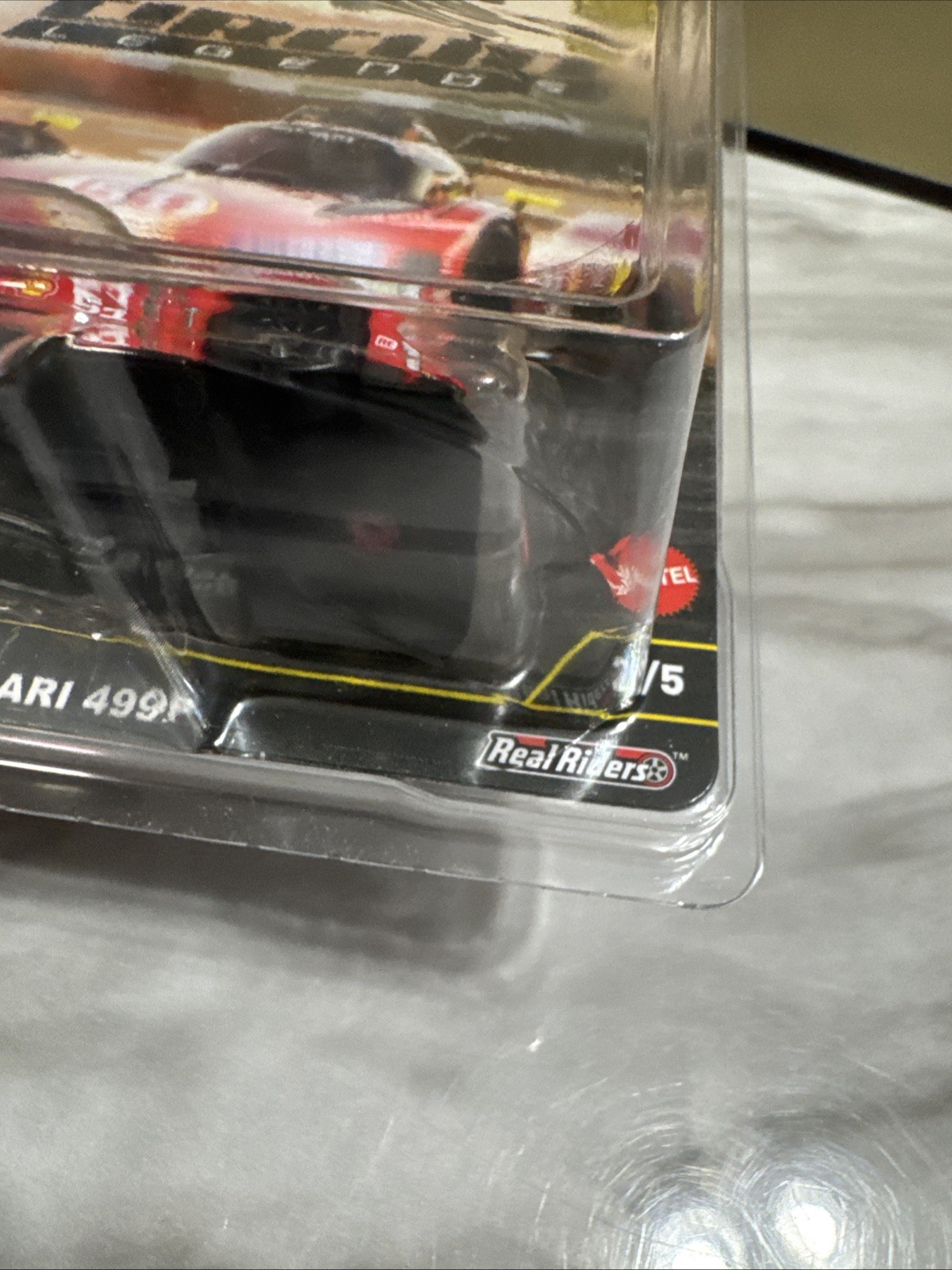 1/64 HOT WHEELS CIRCUIT LEGENDS PREMUIM 2/5 FERRARI 499P #51 RED In Protector