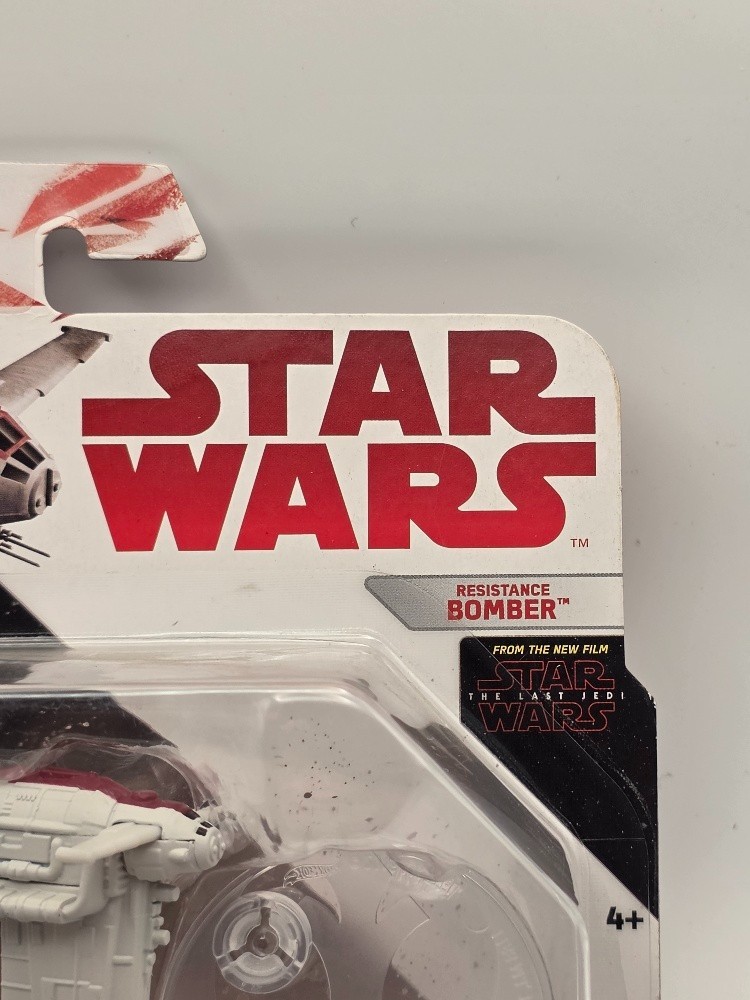 2017 Hot Wheels Star Wars Starships Resistance Bomber (LOT 197)