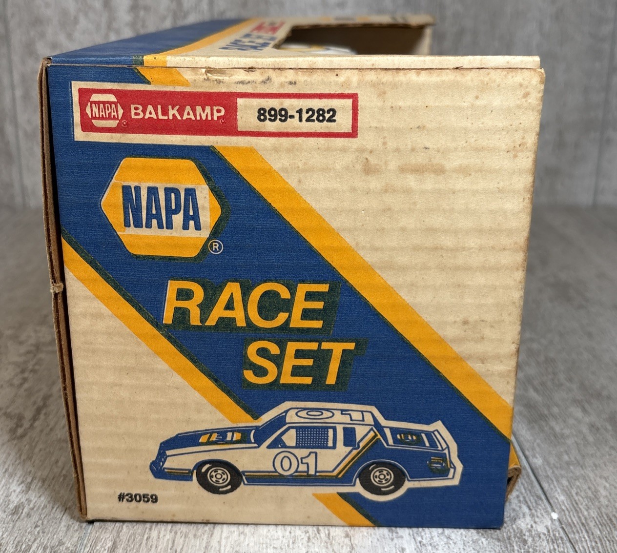 1/16 Ertl NAPA Auto Parts Balkamp Race Car Set w/ Box