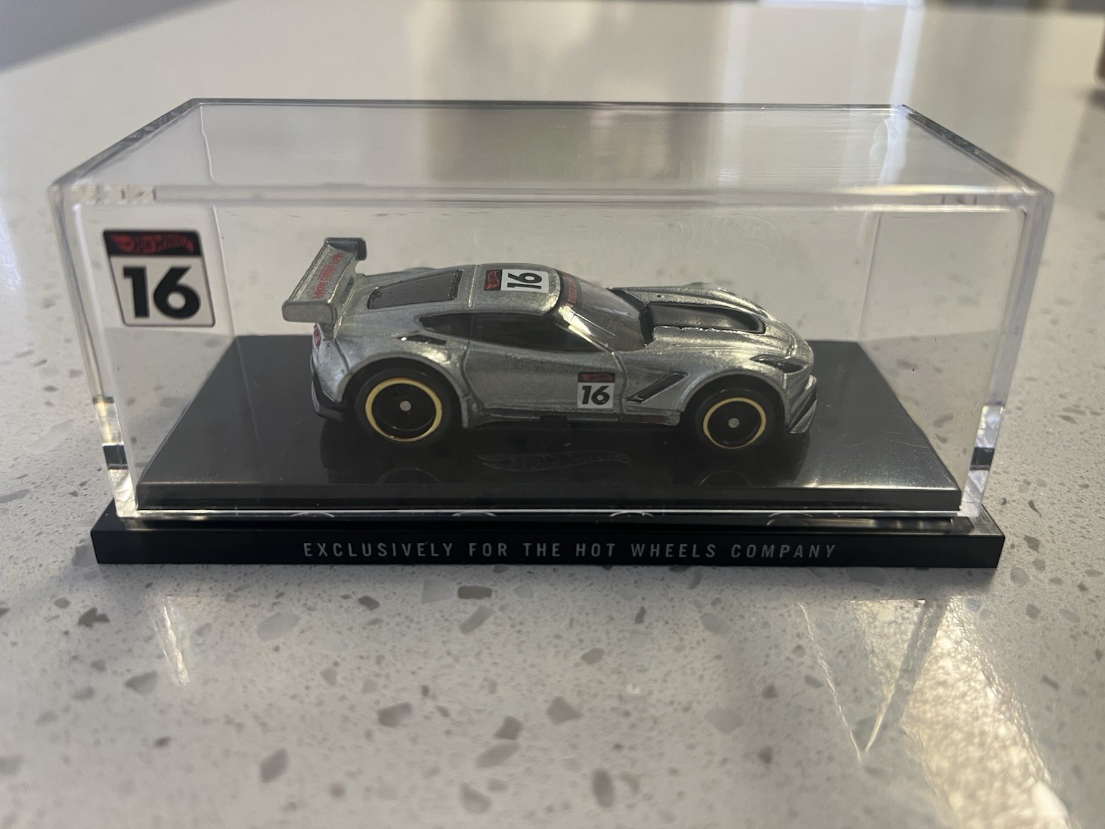 Corvette C7.R Hot Wheels employee *GENUINE* MINT, zamac Chevrolet, Raw !