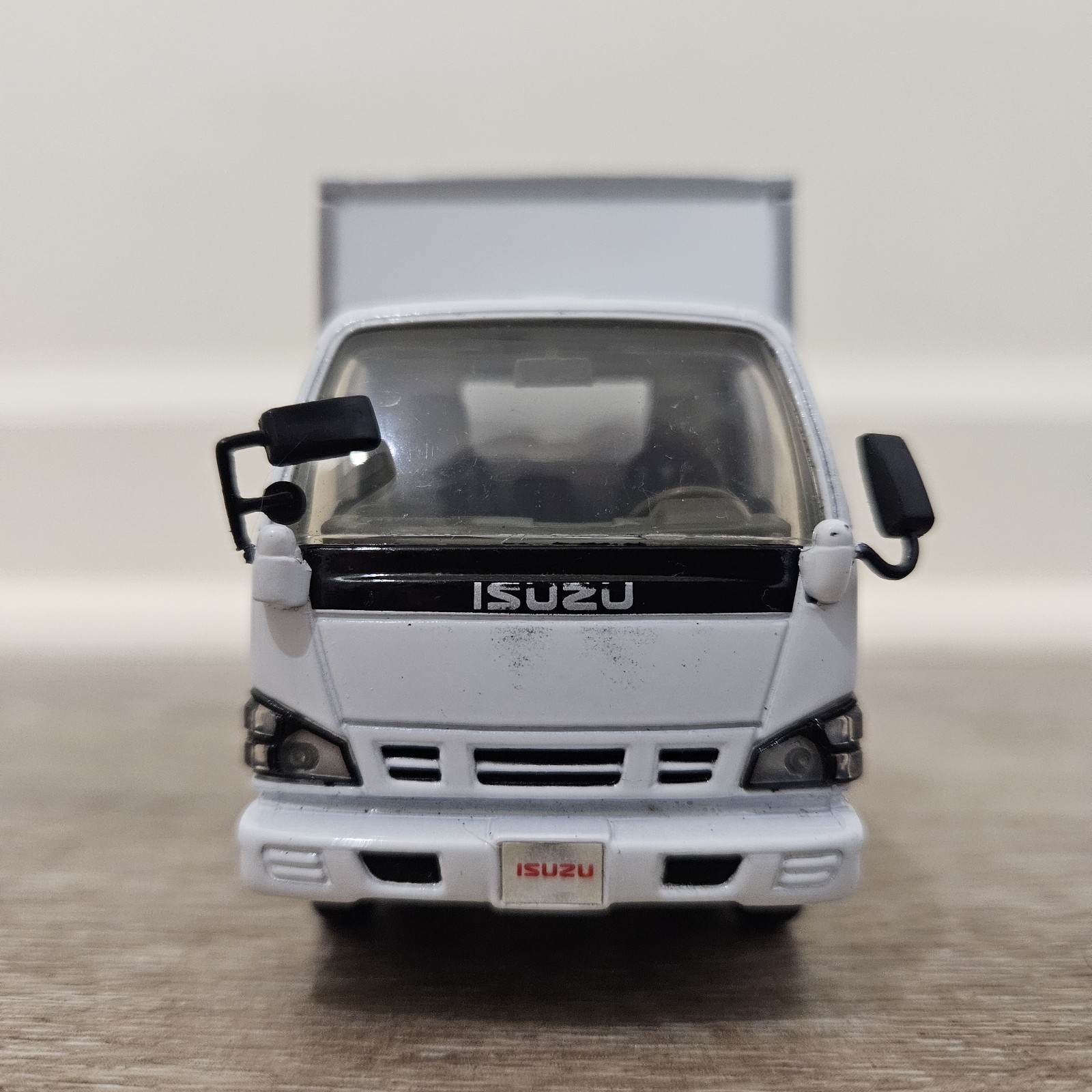 M-Tech Isuzu Elf NPR A Thousand Thanks Dealer Promo Truck 1:43 Japan
