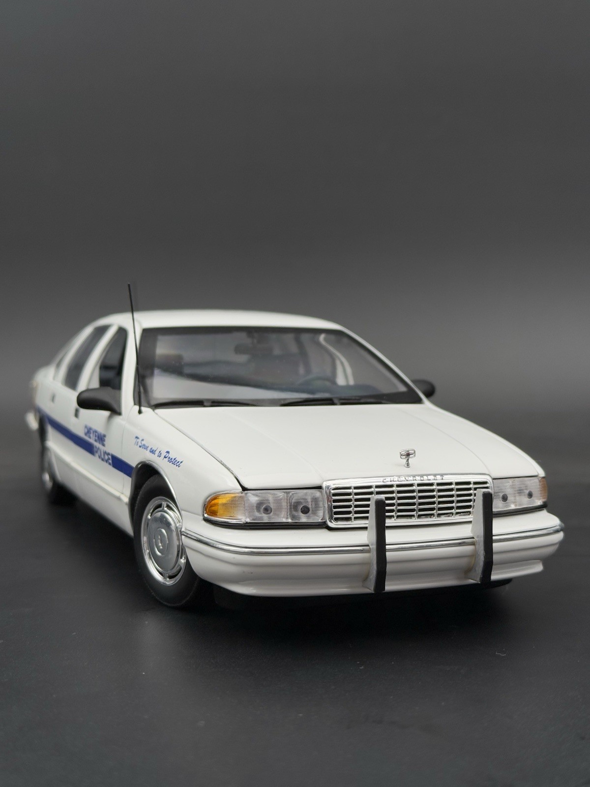1/18 Vintage Push Bumper Guard For UT Chevrolet Caprice Police Car