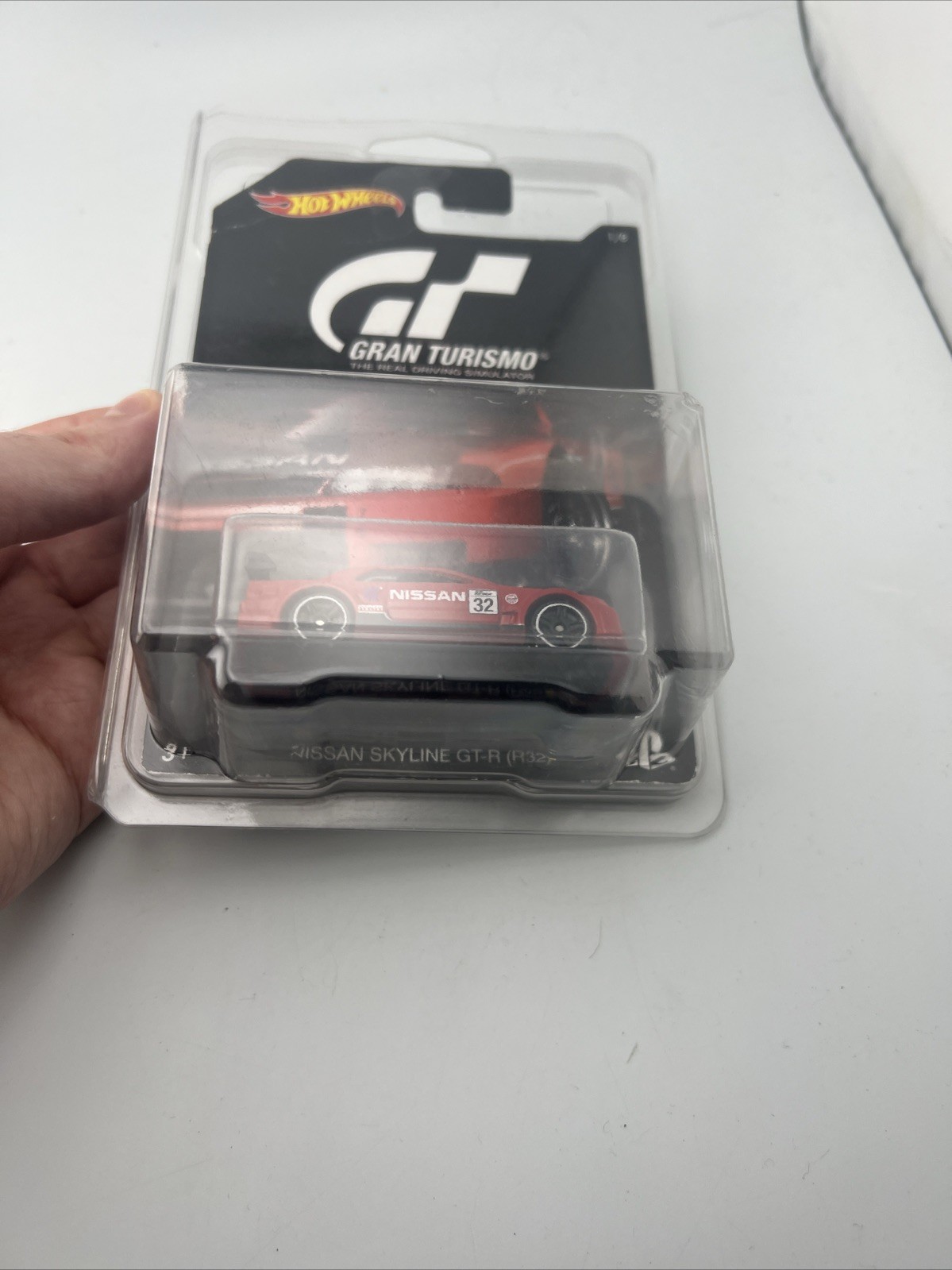 2016 HOT WHEELS GRAN TURISMO NISSAN SKYLINE GT-R (R32) RED Damage Protector