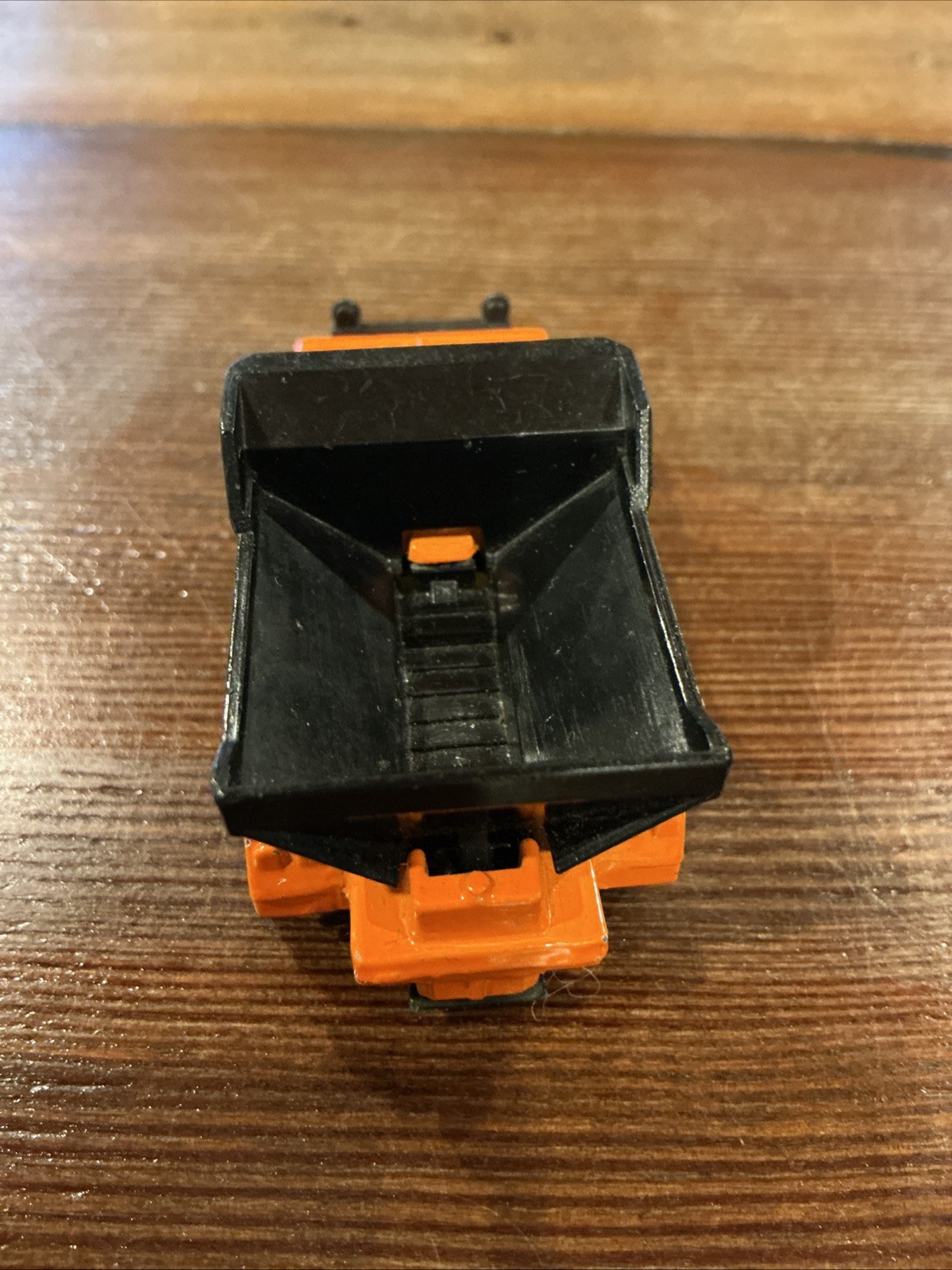 1998 Matchbox Highway Maintenance Truck 1999 Checklist Series 3 #11