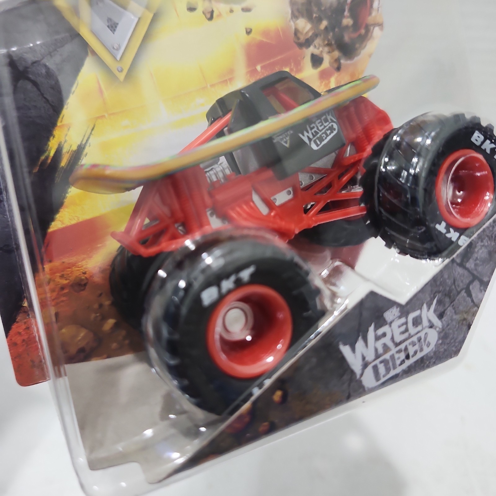 Monster Jam 1:64 Tech Deck Wreck Deck Die-Cast Monster Truck Series 45 (2026)