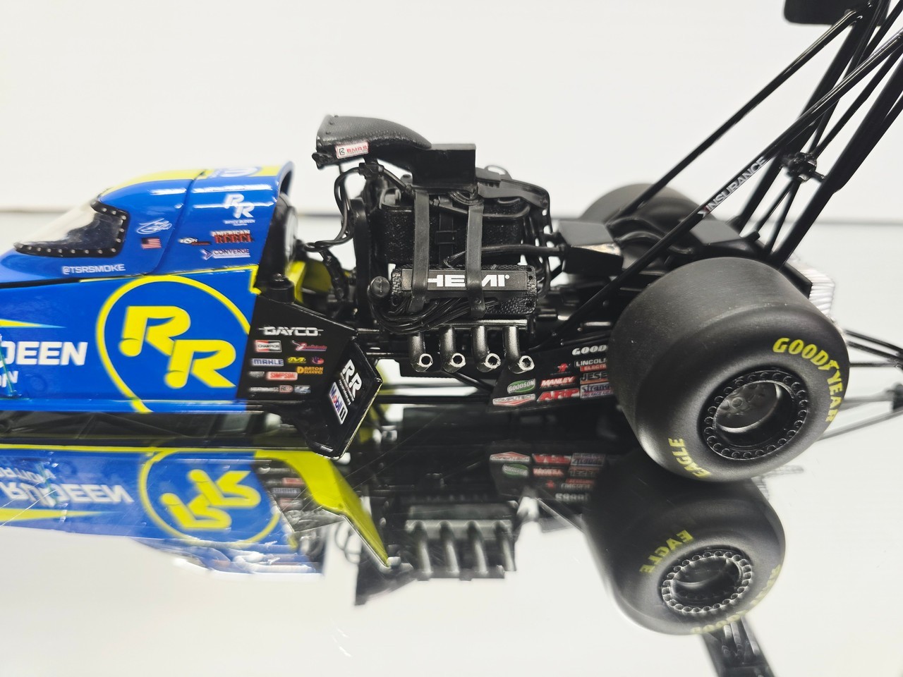 TONY STEWART 2025 RAYCE RUDEEN NHRA TOP FUEL DRAGSTER 1:24 AUTO WORLD DIECAST