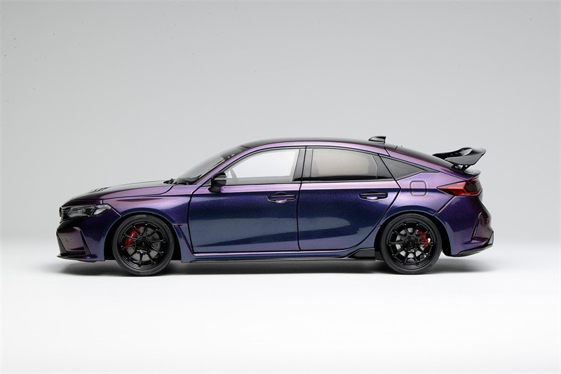 Motorhelix 1/18 Honda Civic Type R FL5 Model Car Customized Dark green/Magic