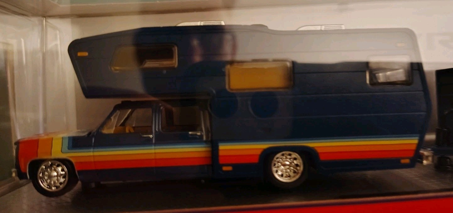 M2 Chevrolet 1975 Cheyenne Super 30 & 1978 C10 Silverado Squarebody Hauler Set