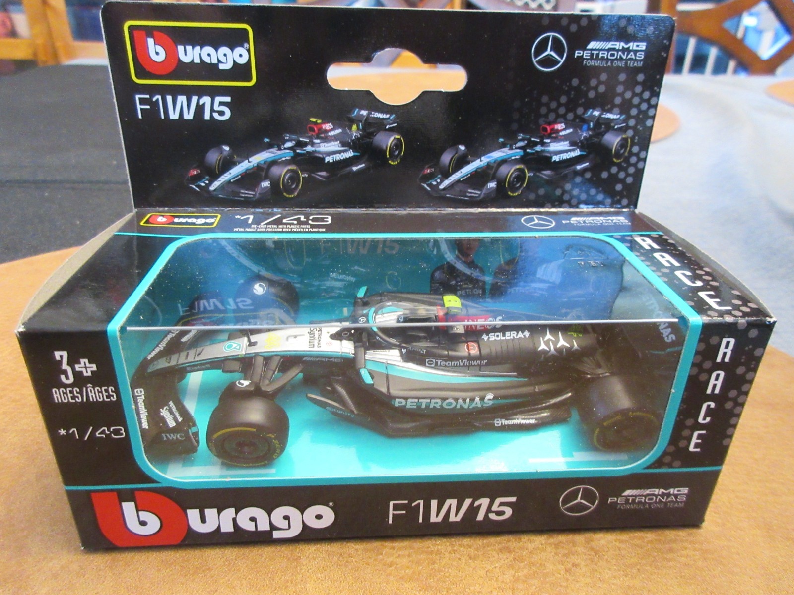 1:43 Bburago F1 W15 Lewis Hamilton 44 AMG Petronas Formula 1 Racing Car 2024