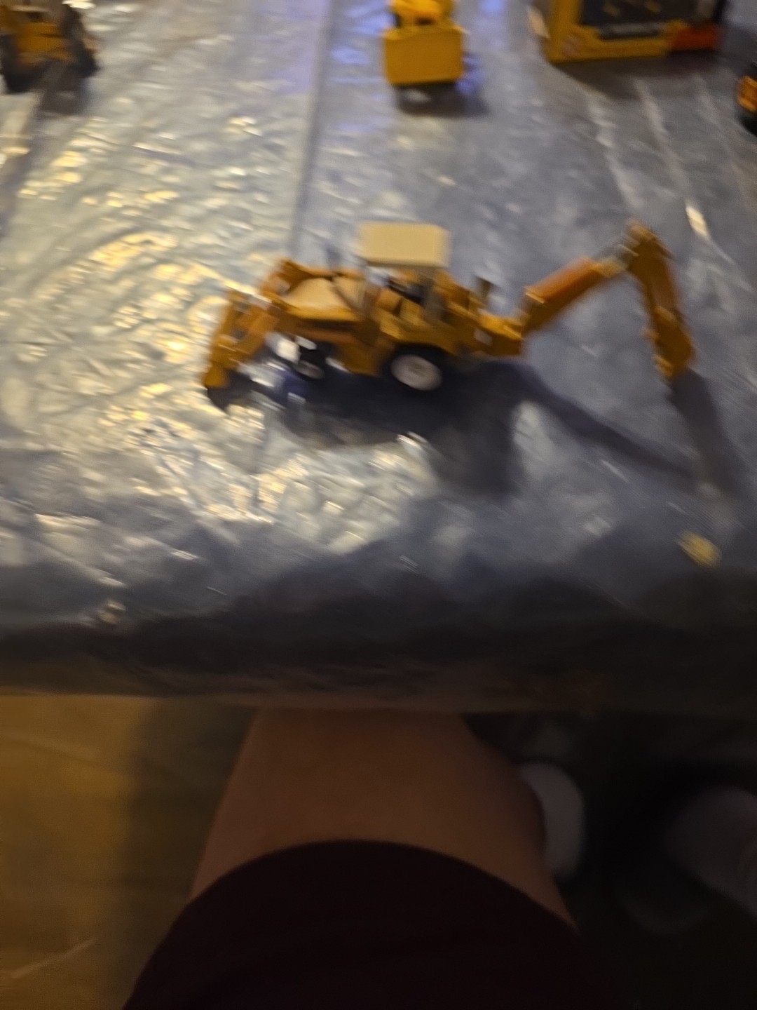 ERTL Lot of 4 Construction Vehicles + A Hot Wheels Bulldozer & Cat Truck Free Sh