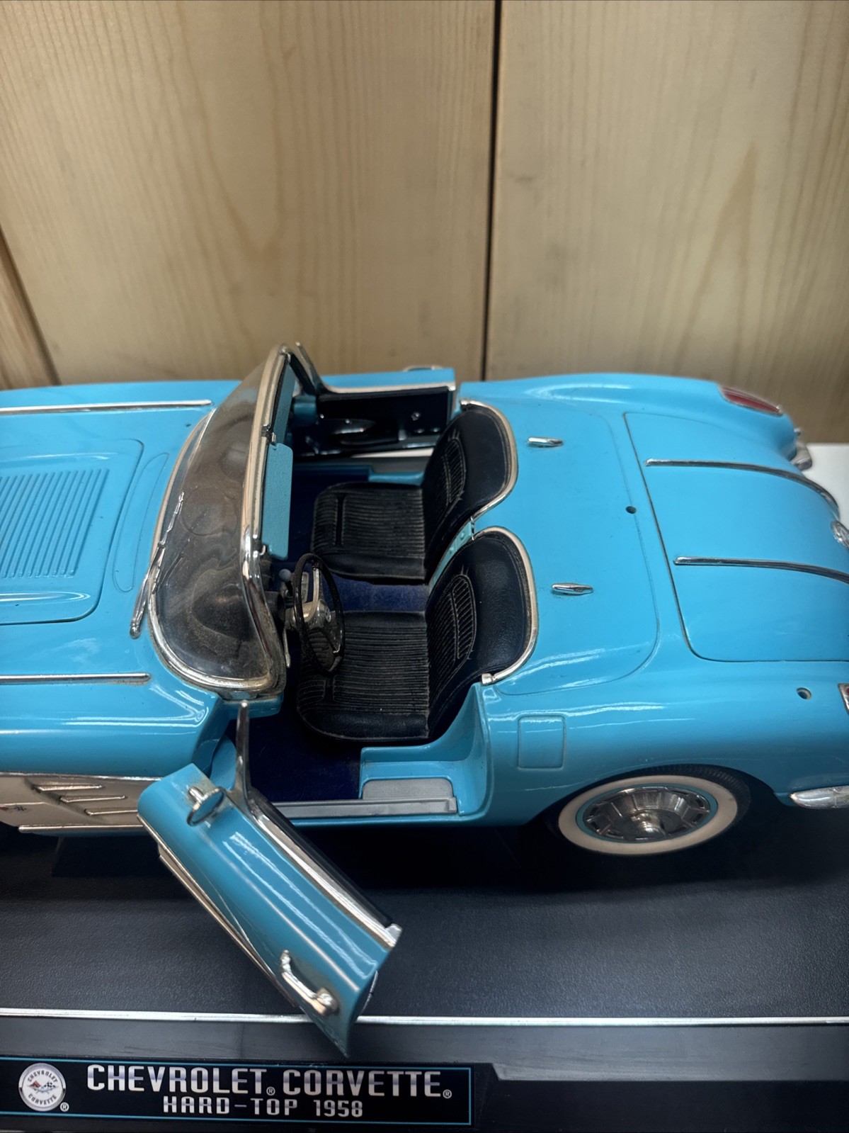 1958 Chevrolet Corvette Hard-Top w/ Removable Top – 1/12 Solido Diecast Model
