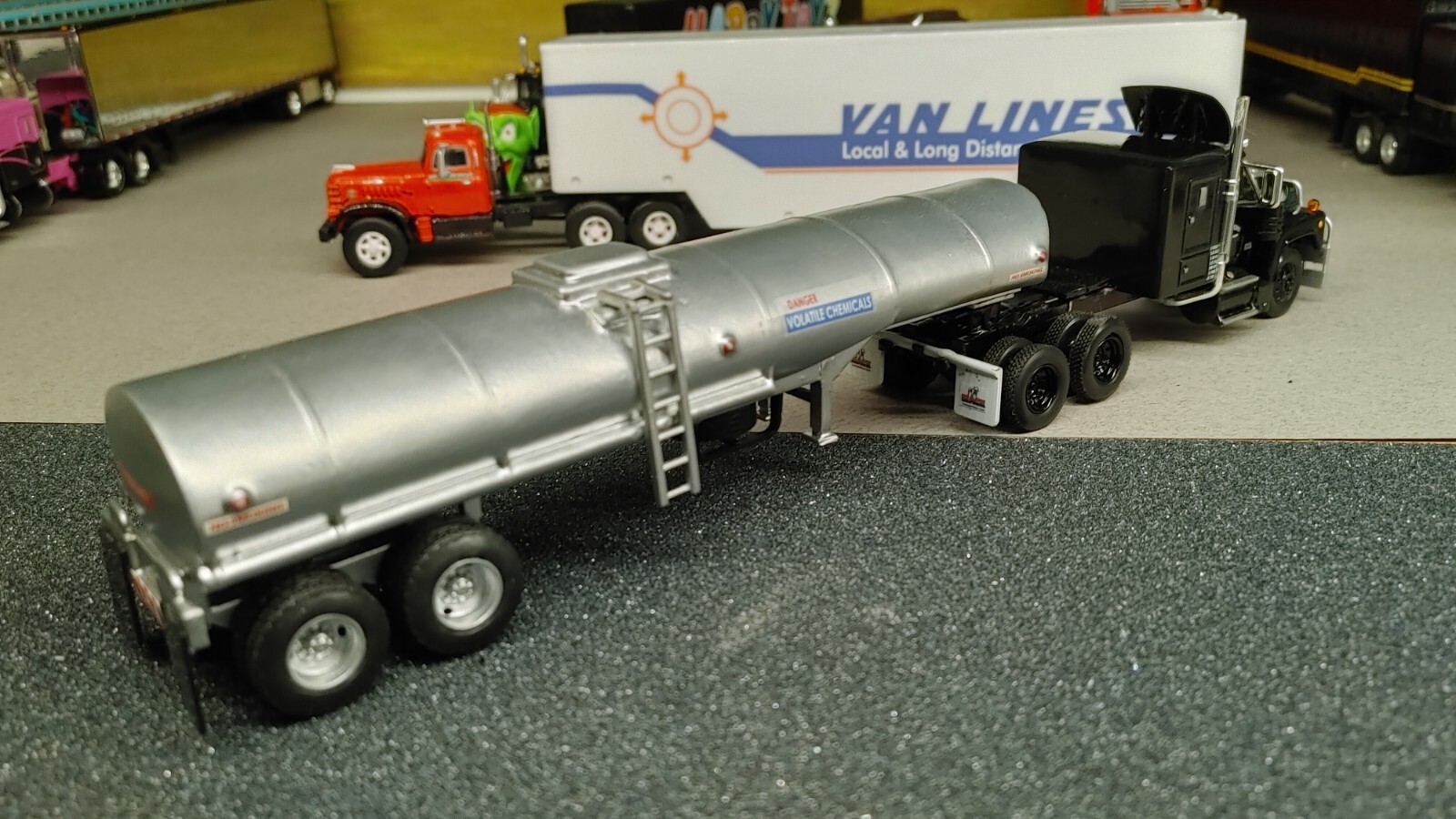 1/64 DCP Custom Tanker *Trailer Only* From “Convoy” *built to order*