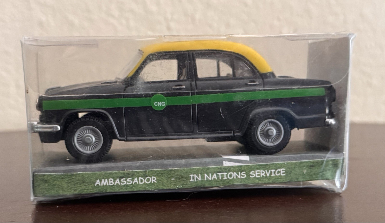 Centy Toys Ambassador CNG Taxi Cab Model Car w/Pullback Action NIB