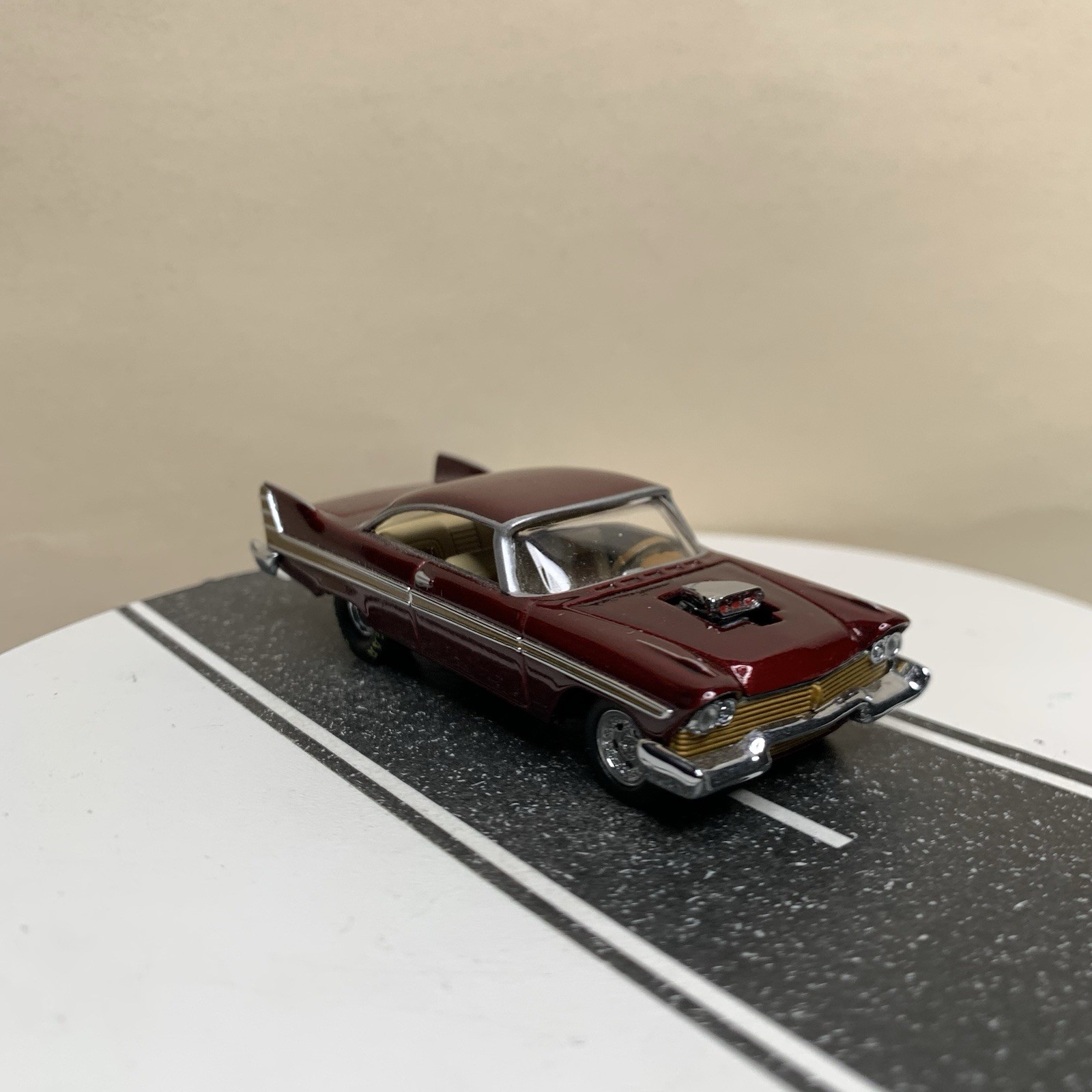 Hot Wheels 100% Collectibles 1957 Plymouth Fury Dragster Dark Red/Gold 1:64 NM
