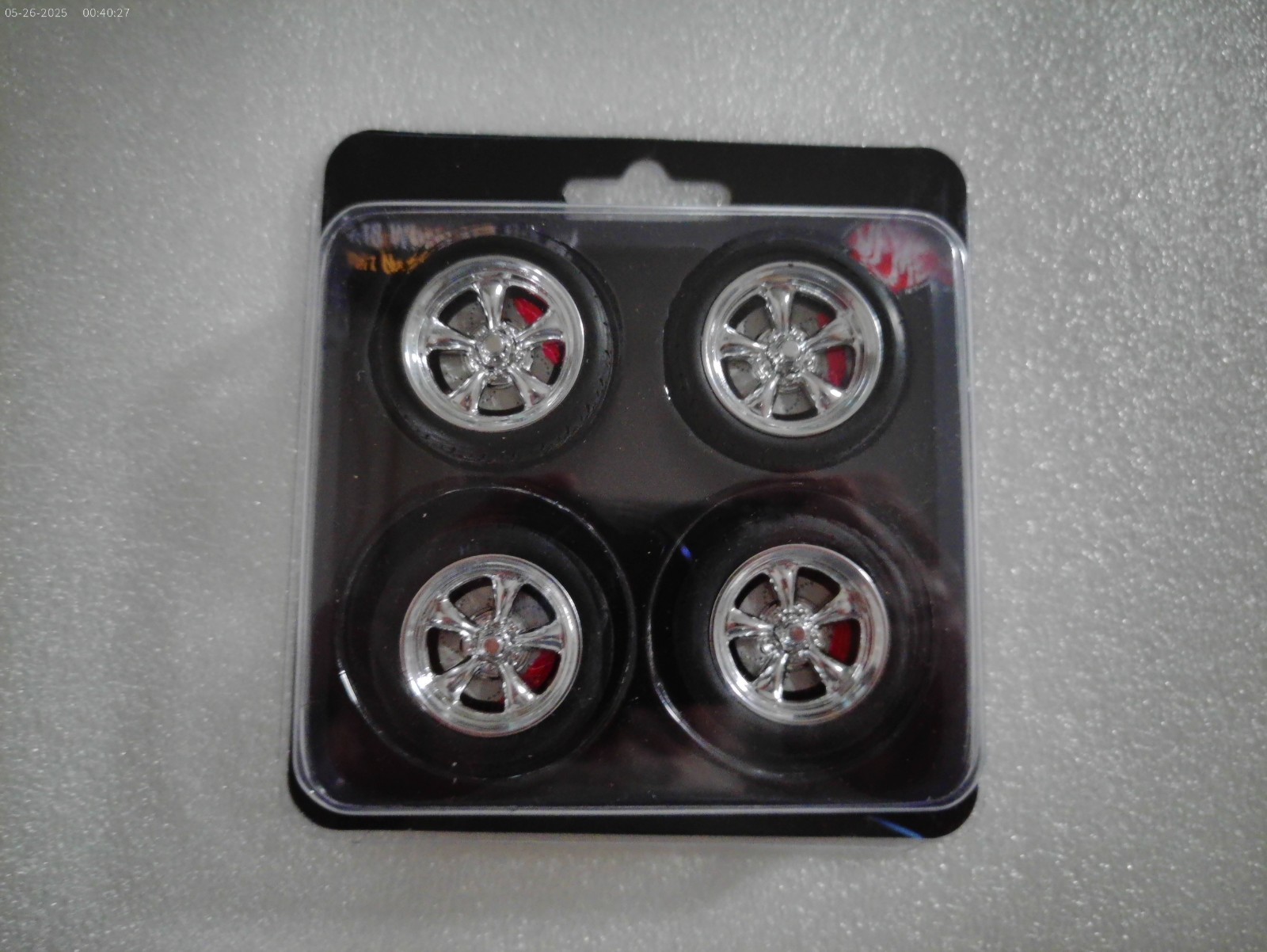 ACME TORQUE THRUST WHEEL & TIRE SET BRAKE ROTORS RED CALIBERS 1:18 GMP A1807222W