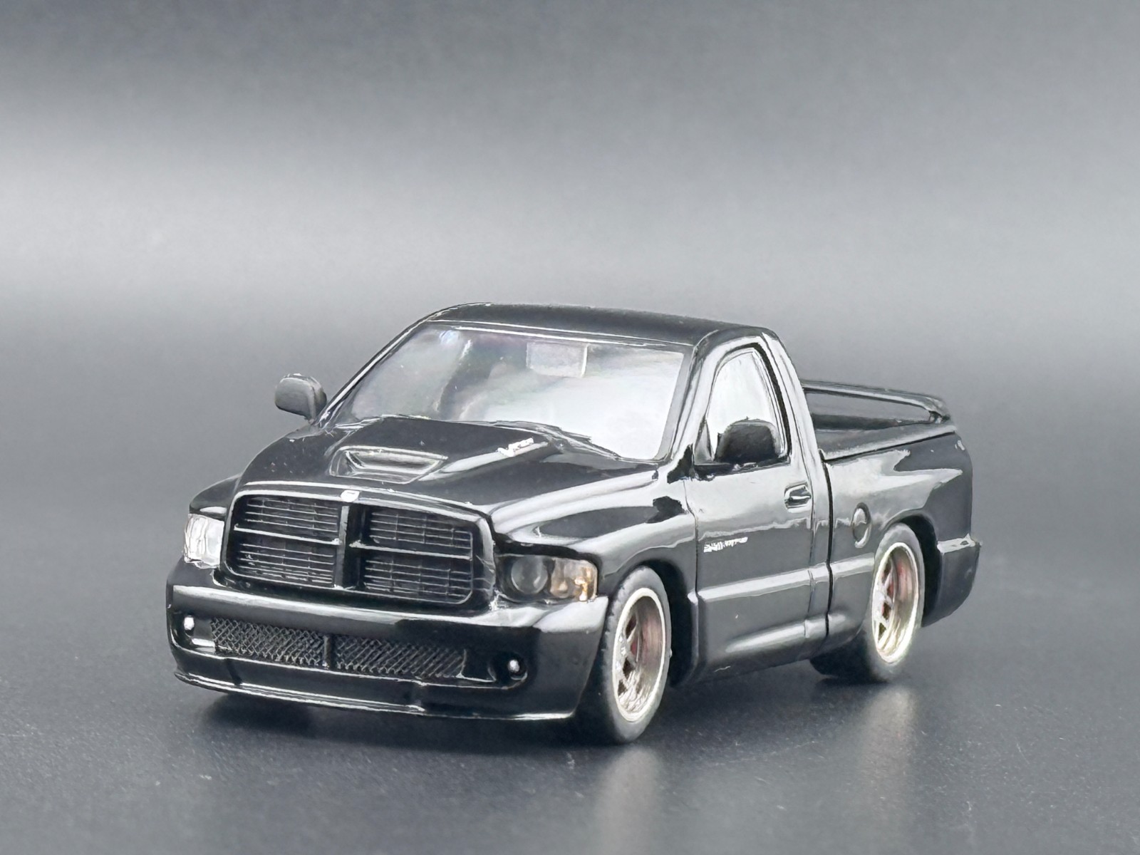 SHOOM64 2003 Dodge Ram SRT-10 Pickup Black 1/64