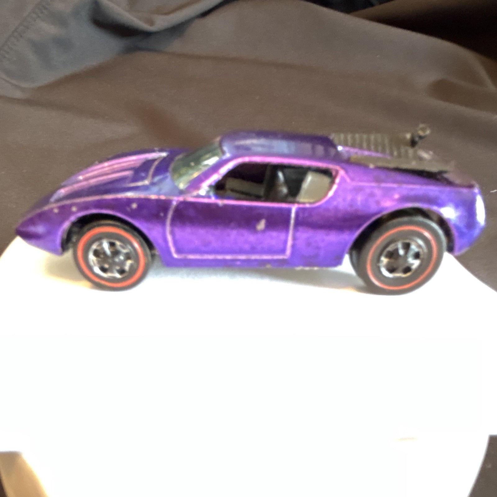Hot Wheels Redlines 1970 AMX 2 Purple Diecast Car 1:64 Redline
