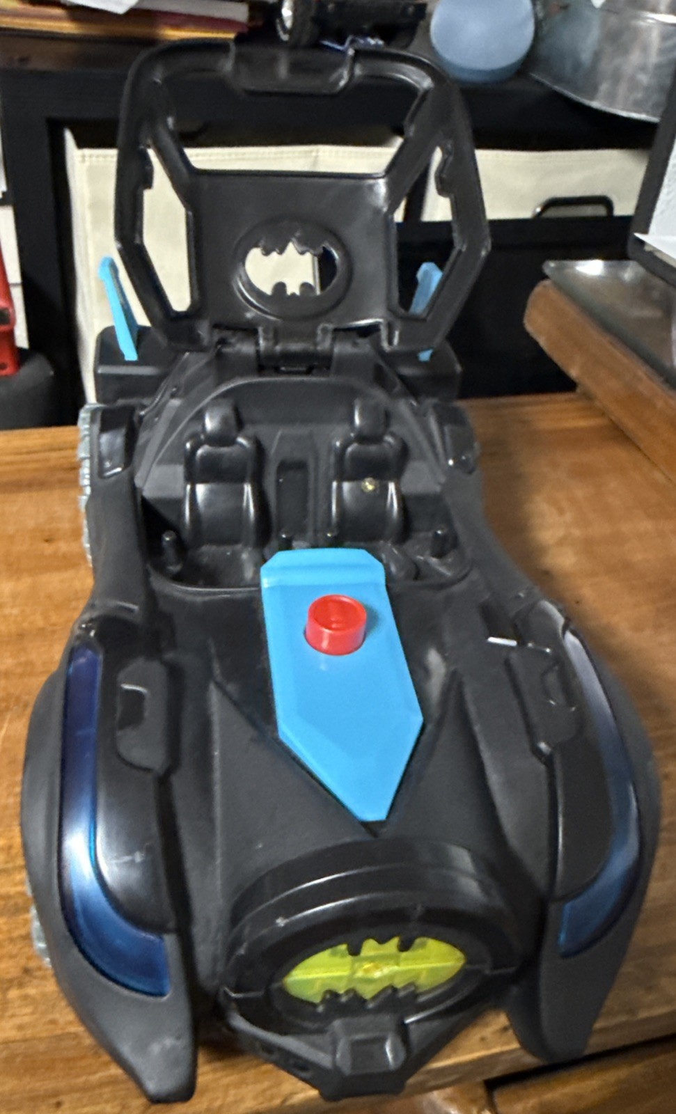 *Batmobile Rare Model England / United Kingdom – Lighted, Sound – Solid Toy Car