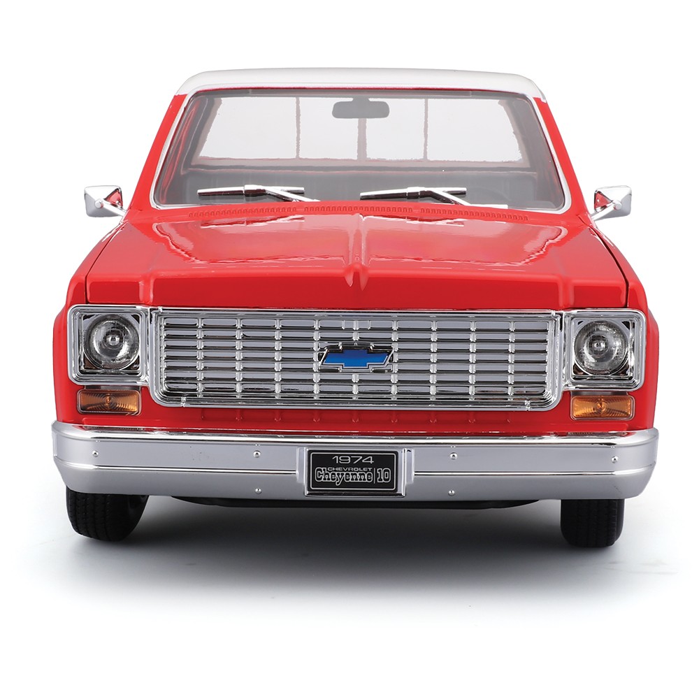 1974 Chevrolet C10 Cheyenne Super – Red/White