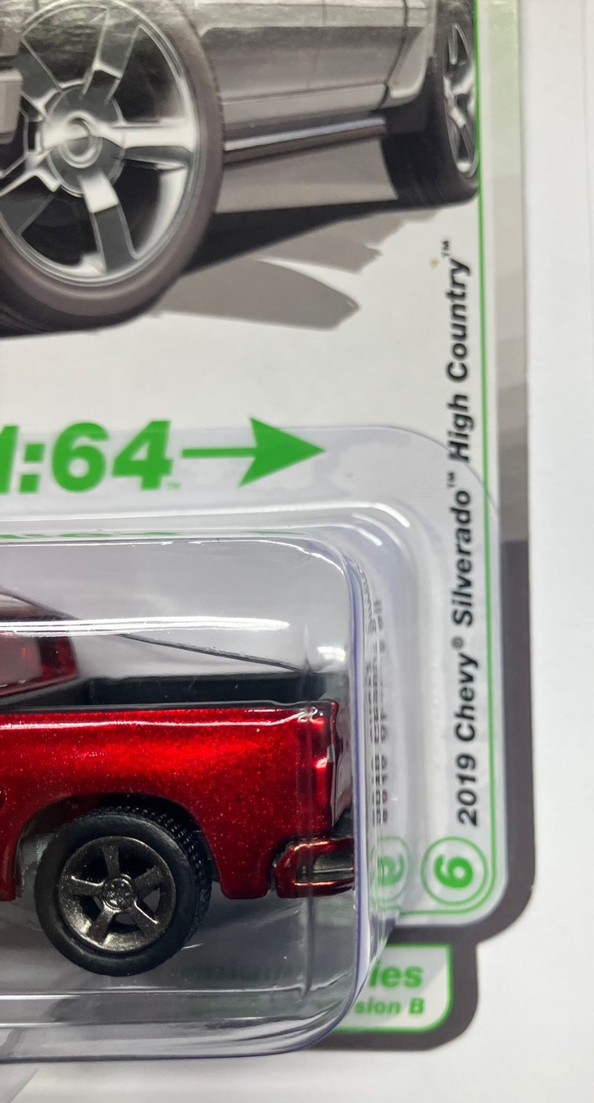 Auto World 2019 Chevy Silverado High Country Muscle Trucks 1:64 Ultra Red Chase