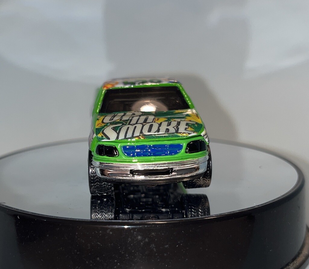 Hot Wheels JC Whitney Ford Truck it’s A Custom Real Riders Cheech & Chong