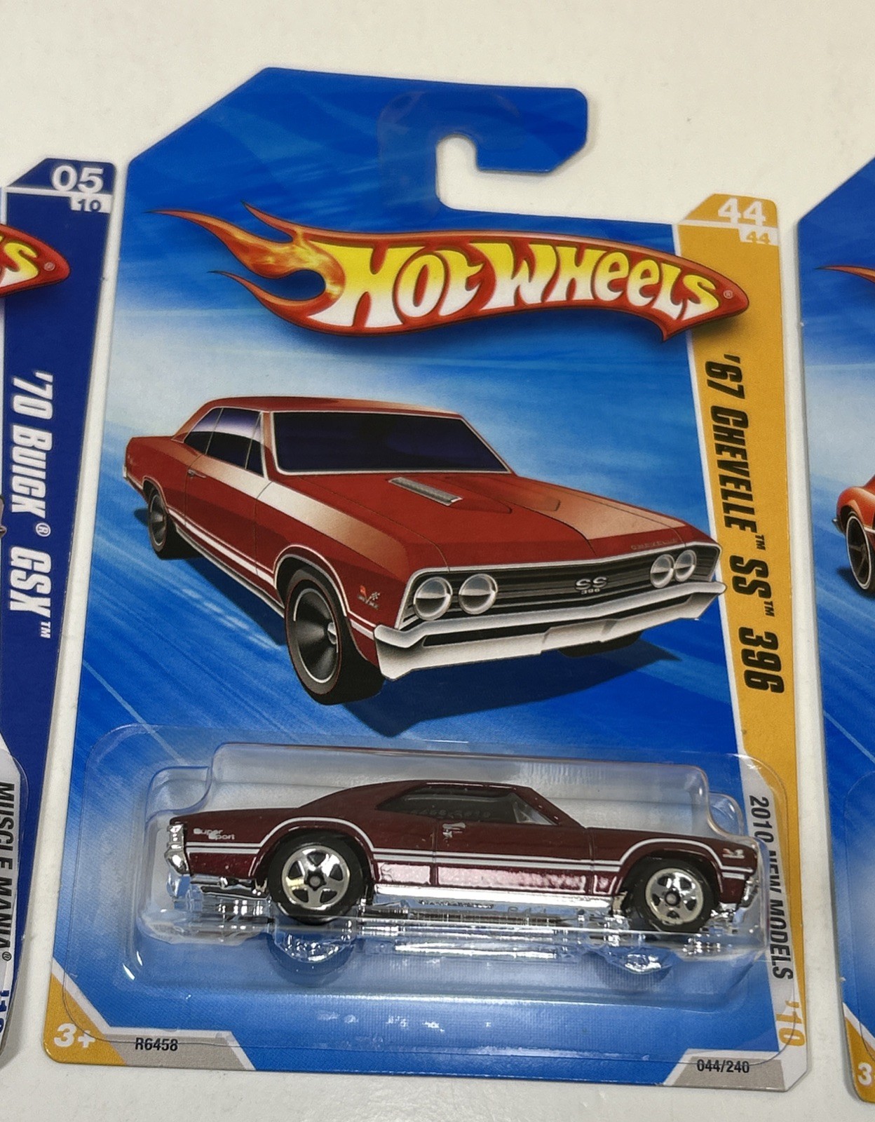 Hot Wheels 2010-011 GTO Wagon Red, Yellow, Buick, Chevelle, Firebird Lot 5
