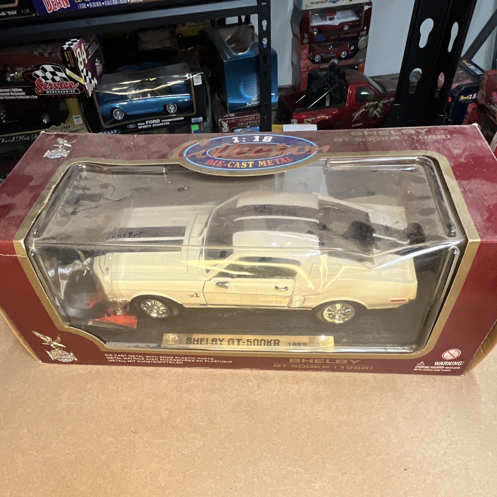 Road Legends 1968 Shelby GT-500KR 1:18 Diecast White/Blue Unopened Box