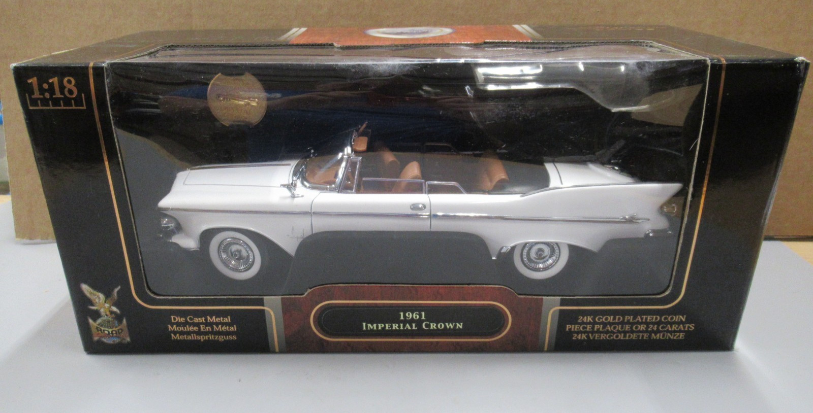 Yat Ming Road Signature 1961 Imperial Crown Convertible White – Item #20138